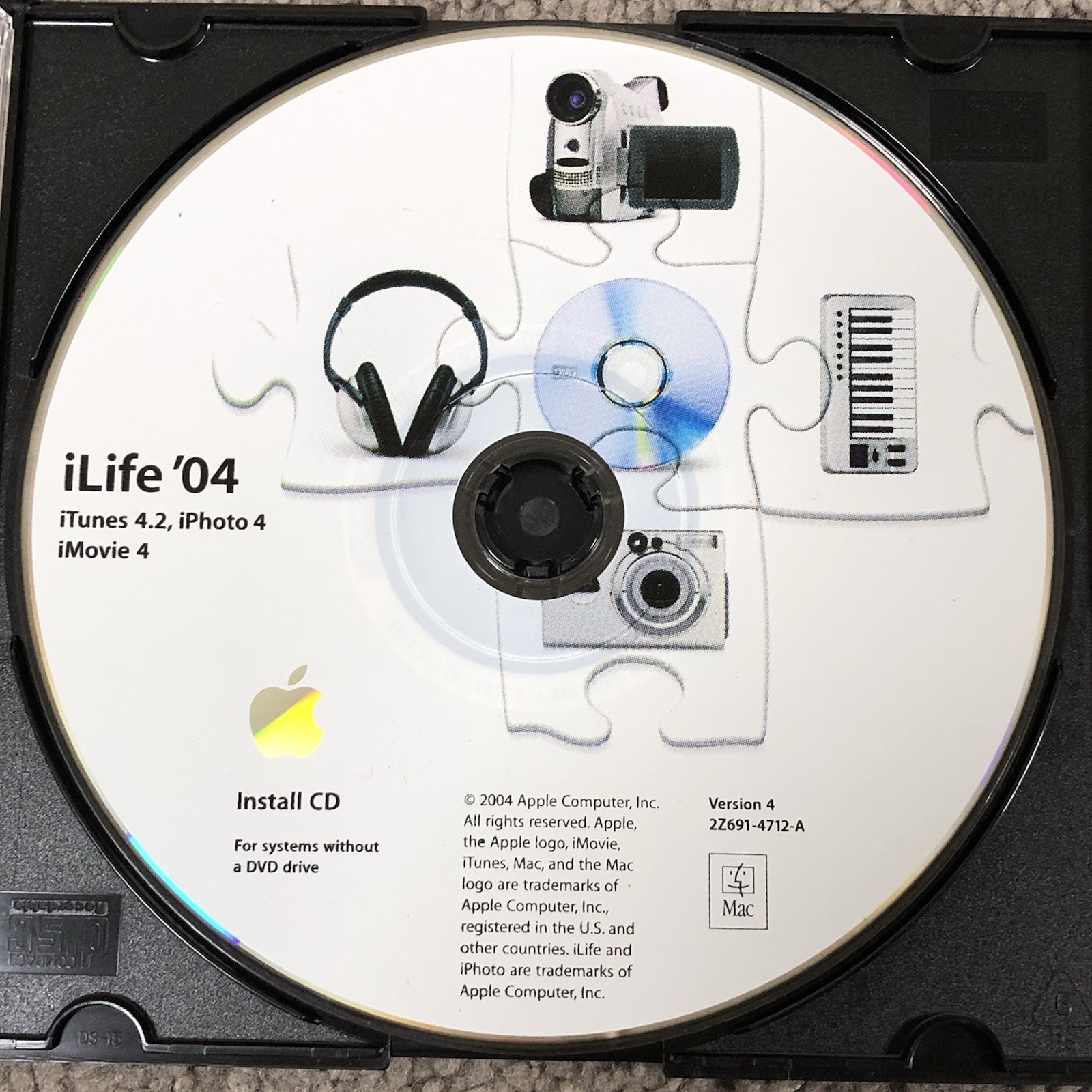 2004 iLife 04 iPhoto 4 iMovie 4 iTunes 4.2 Mac Macintosh Software Install CD v4