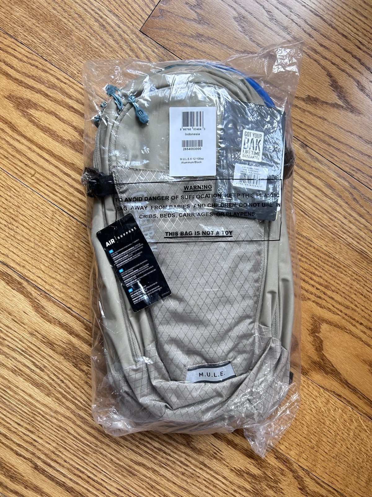 NEW CamelBak M.U.L.E. 12 Hydration Pack 100 Oz Crux reservoir Aluminum/Black