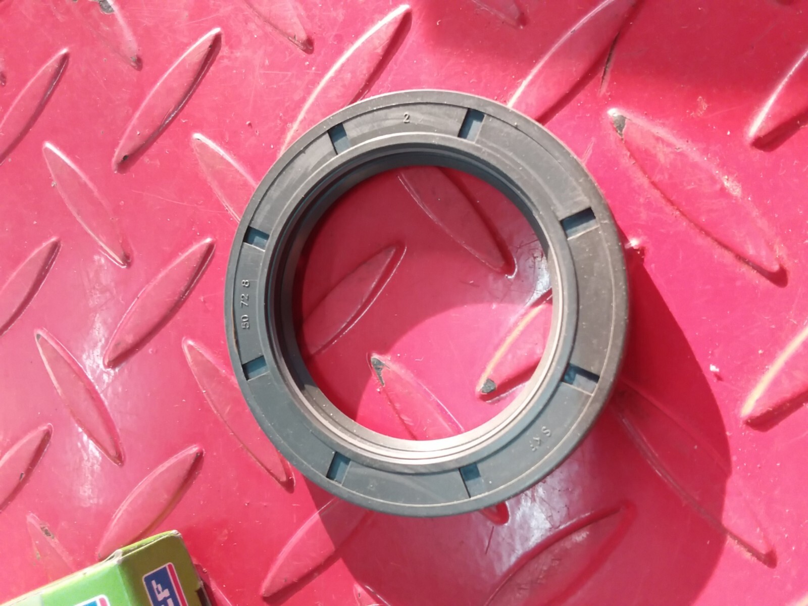 SKF, CR 692539, 50x72x8 Rubber Seal OIL SEAL A16