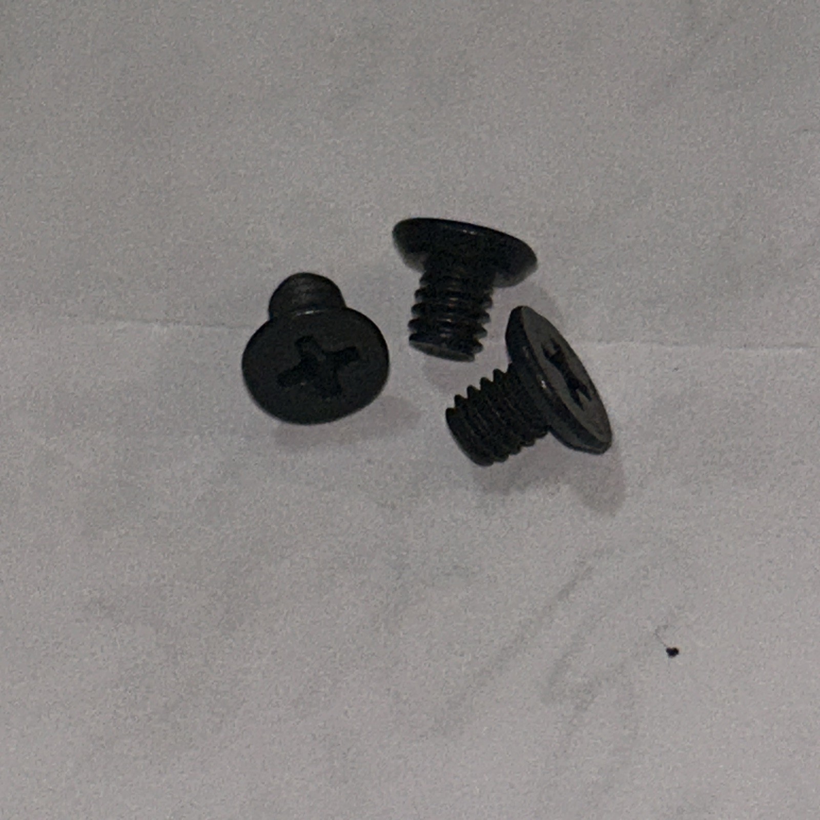 1200 8/32 Undercut Screw
