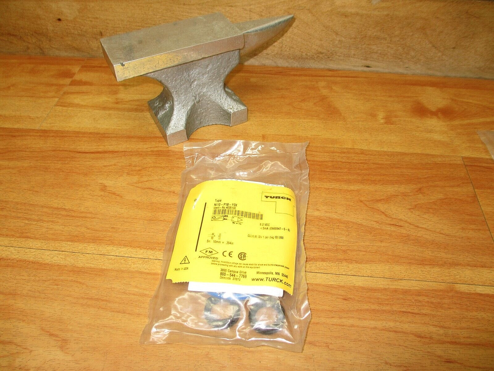 Turck Ni10-P18-Y0X *NEW* 4035100 Proximity Sensor