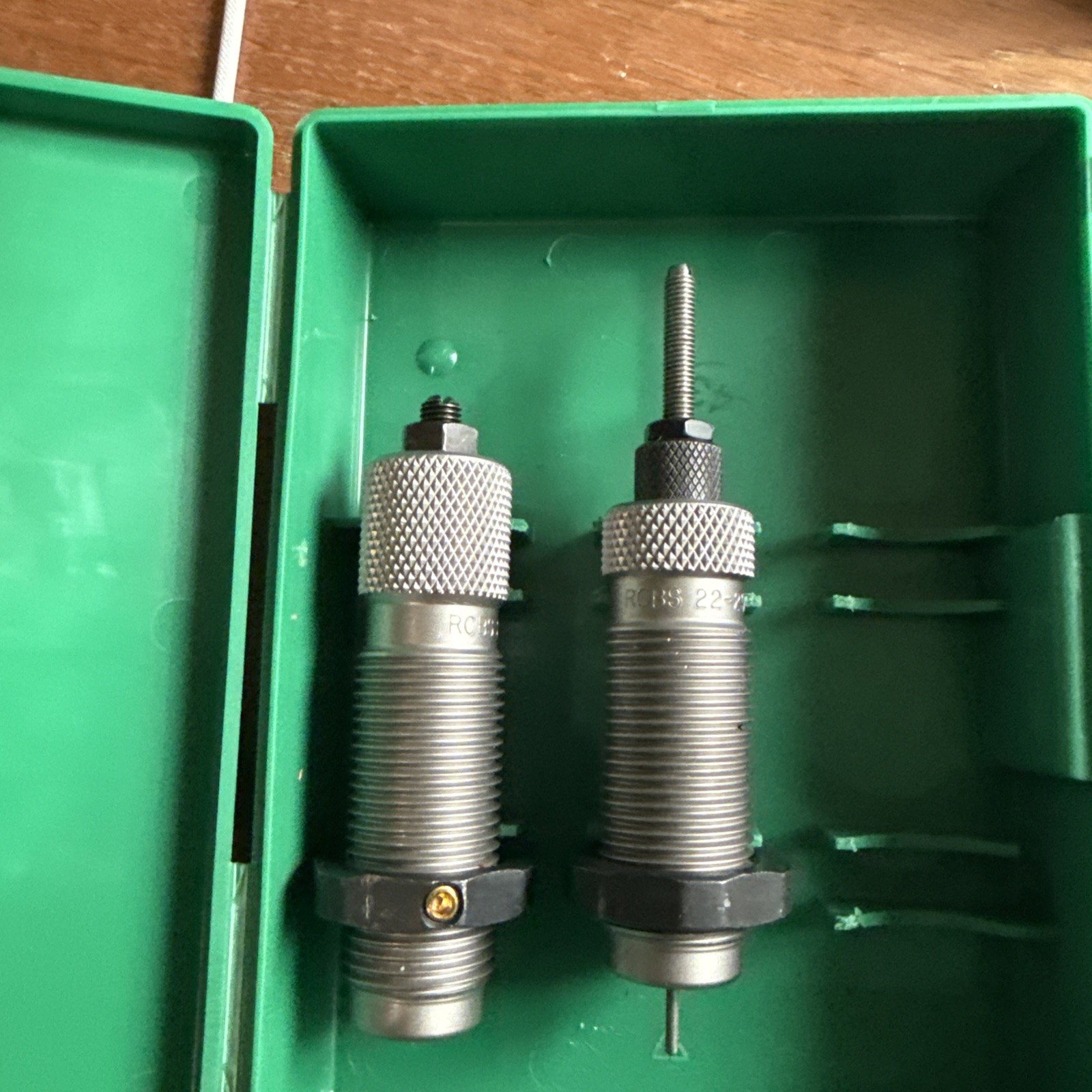 SLIGHT WOBBLE TO PRIMER PUNCH STILL WORKS RCBS FL Die Set .22/250 REM #10601