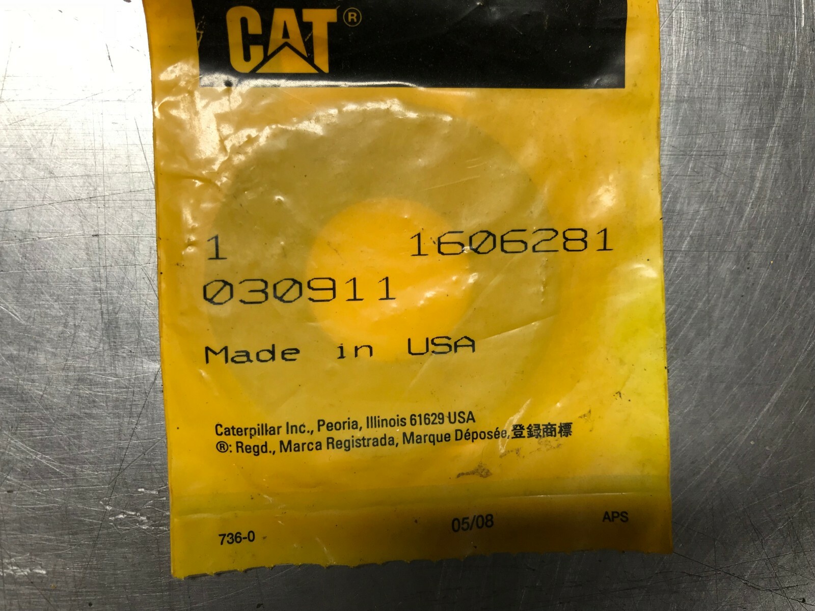 1606281  GENUINE OEM  CAT  NYLON WASHER  Caterpillar  160-6281