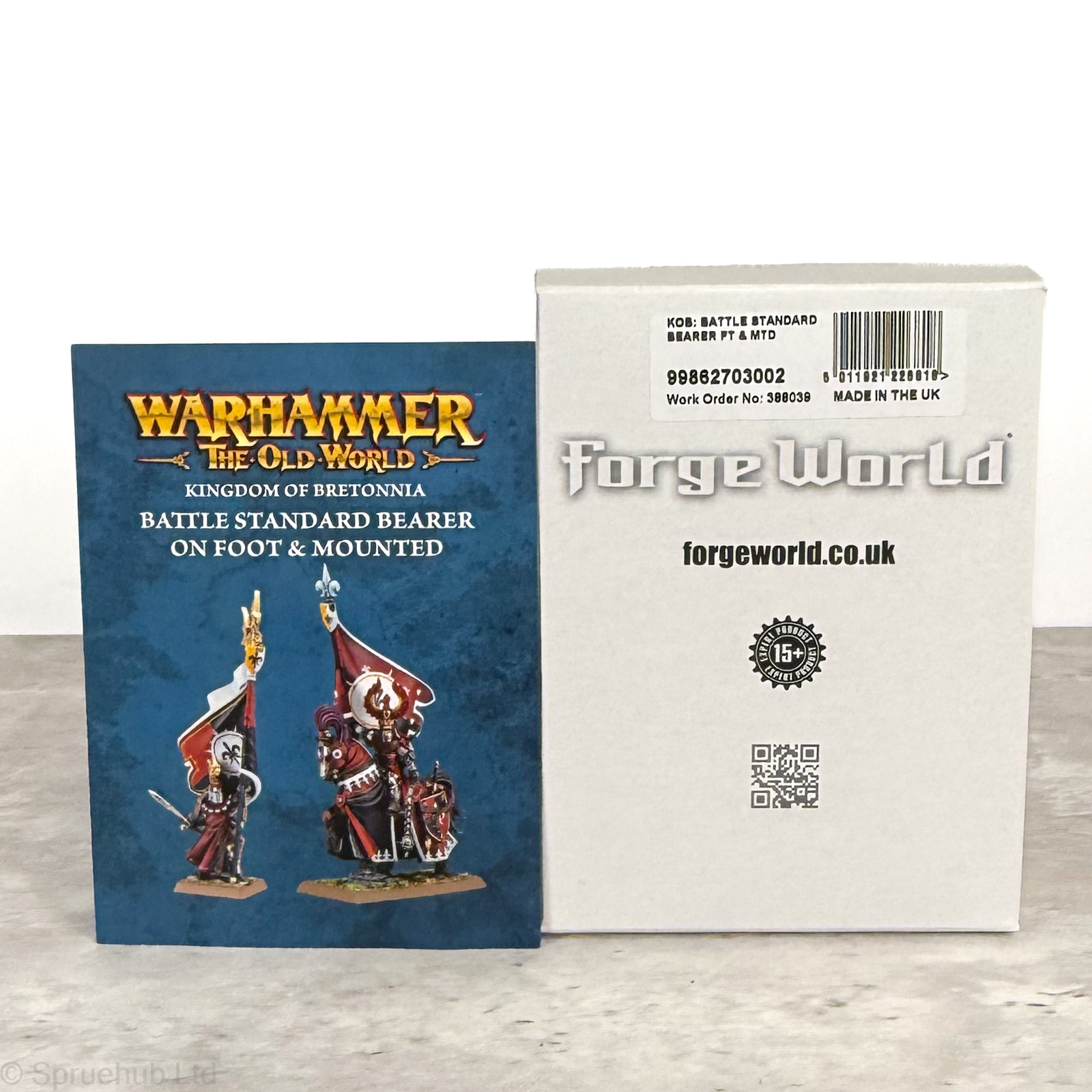 Forge World Battle Standard Bearer Mounted and on Foot | Bretonnia The Old World