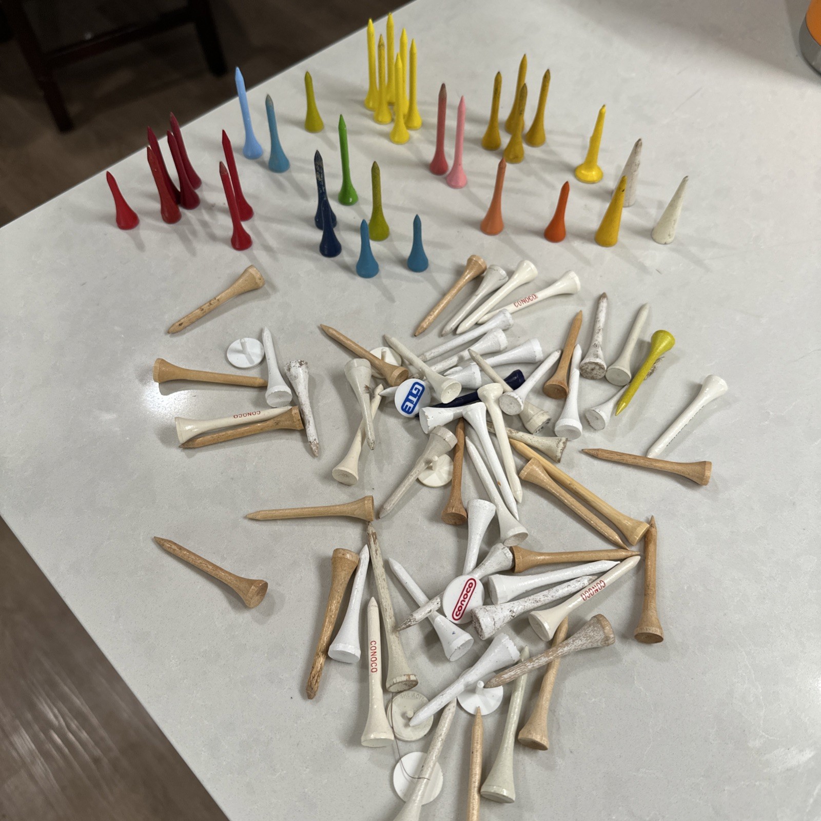 Vintage Mixed Lot Of Wood Golf Tees and Ball Markers 100+ Rare Antique Vintage