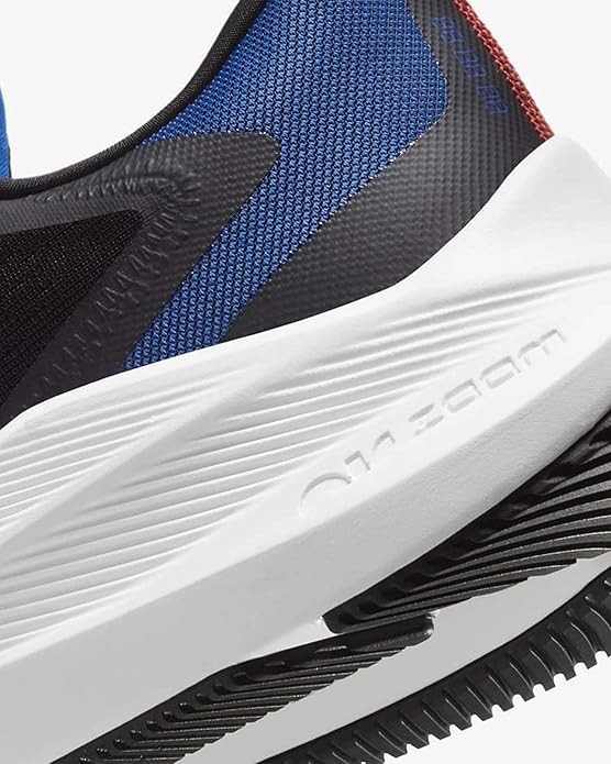Nike Zoom Winflo 9.5 Men's sneakers - Black Chile Red Racer Blue. New w/o box