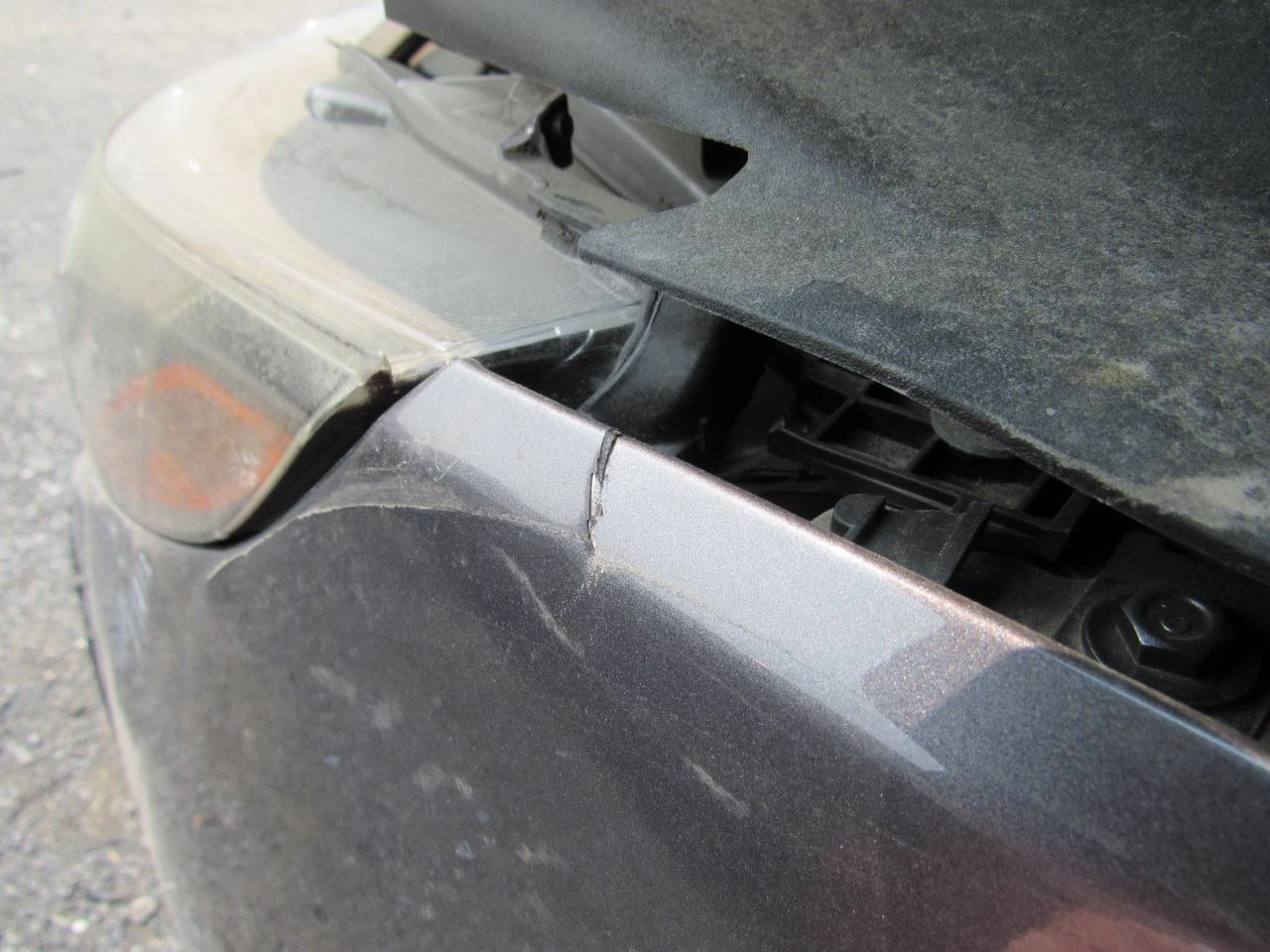 MDX 2019 Glove Box 1050233