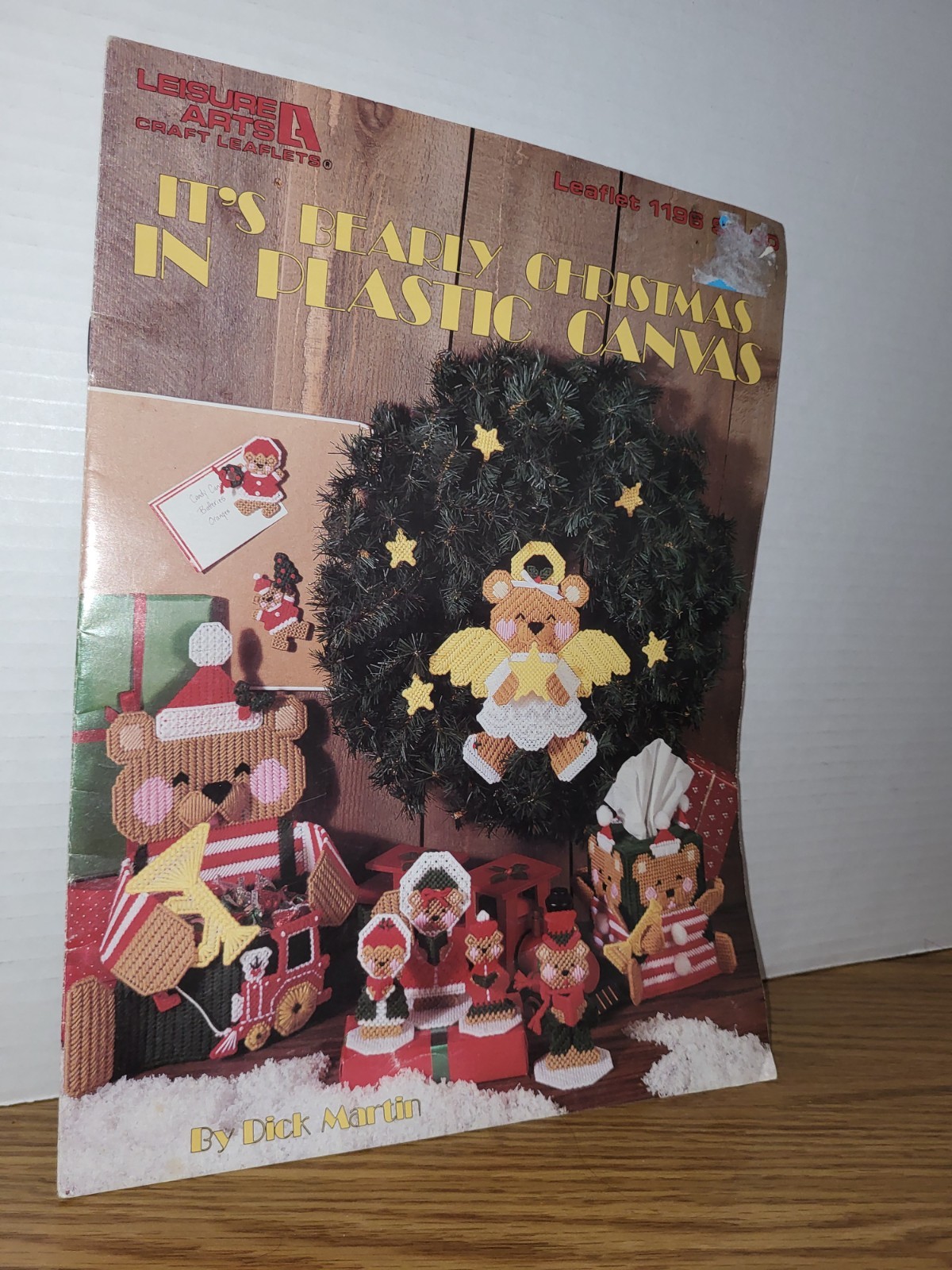 Leisure Arts #1196 Christmas Bear It's Bearly Christmas Plastic Canvas Pattern