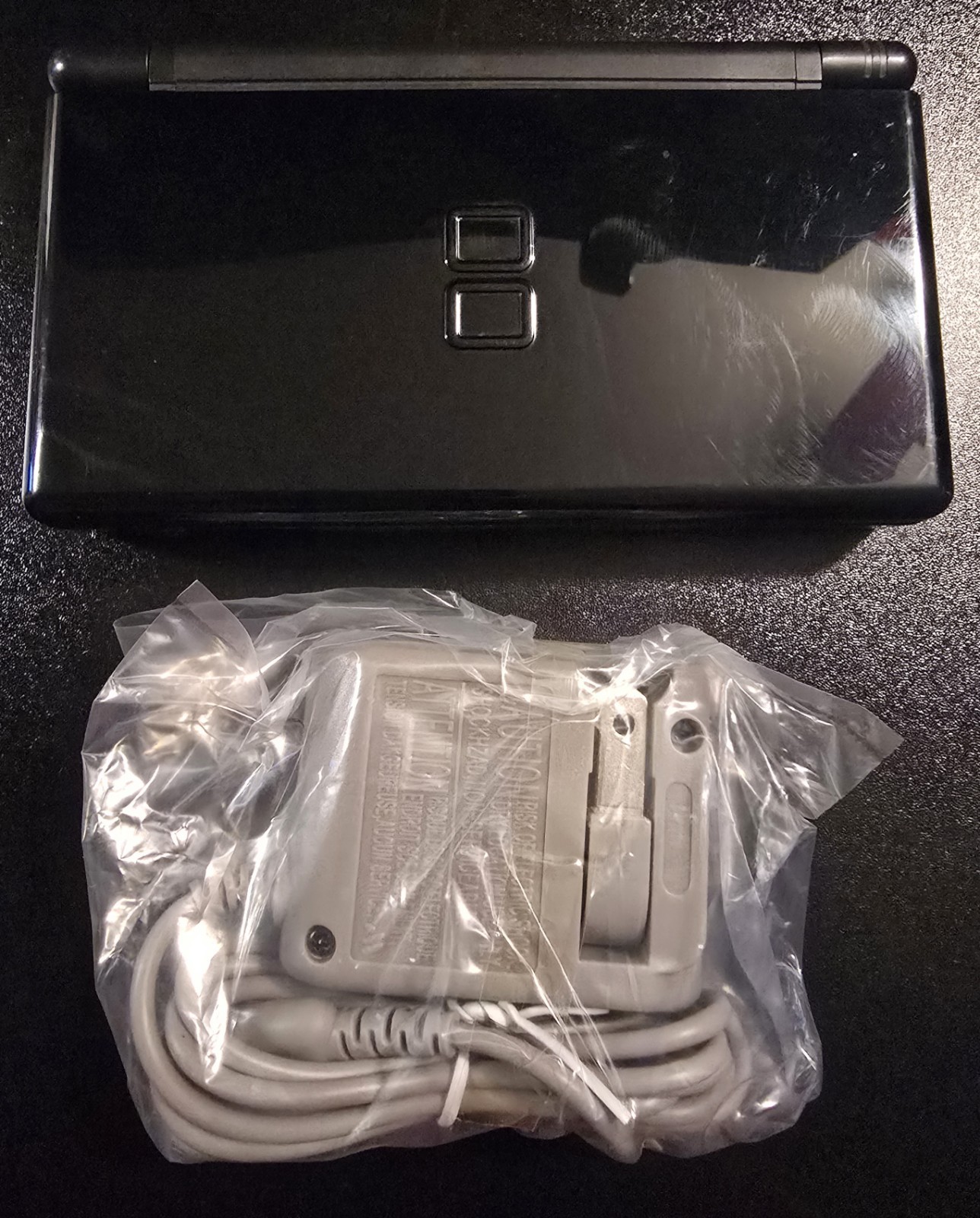 Authentic Nintendo DS Lite PLEASE READ DESCRIPTION Tested and Working!