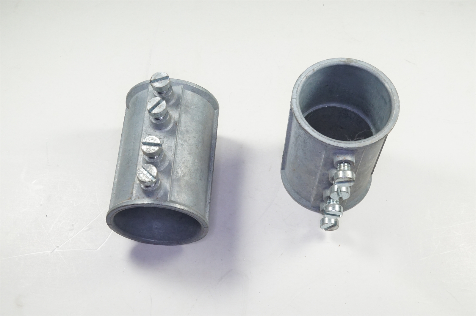 Lot of 2 TC-515 Neer Set Screw Conduit Coupler Zinc Trade Size 1 1/2" NOS