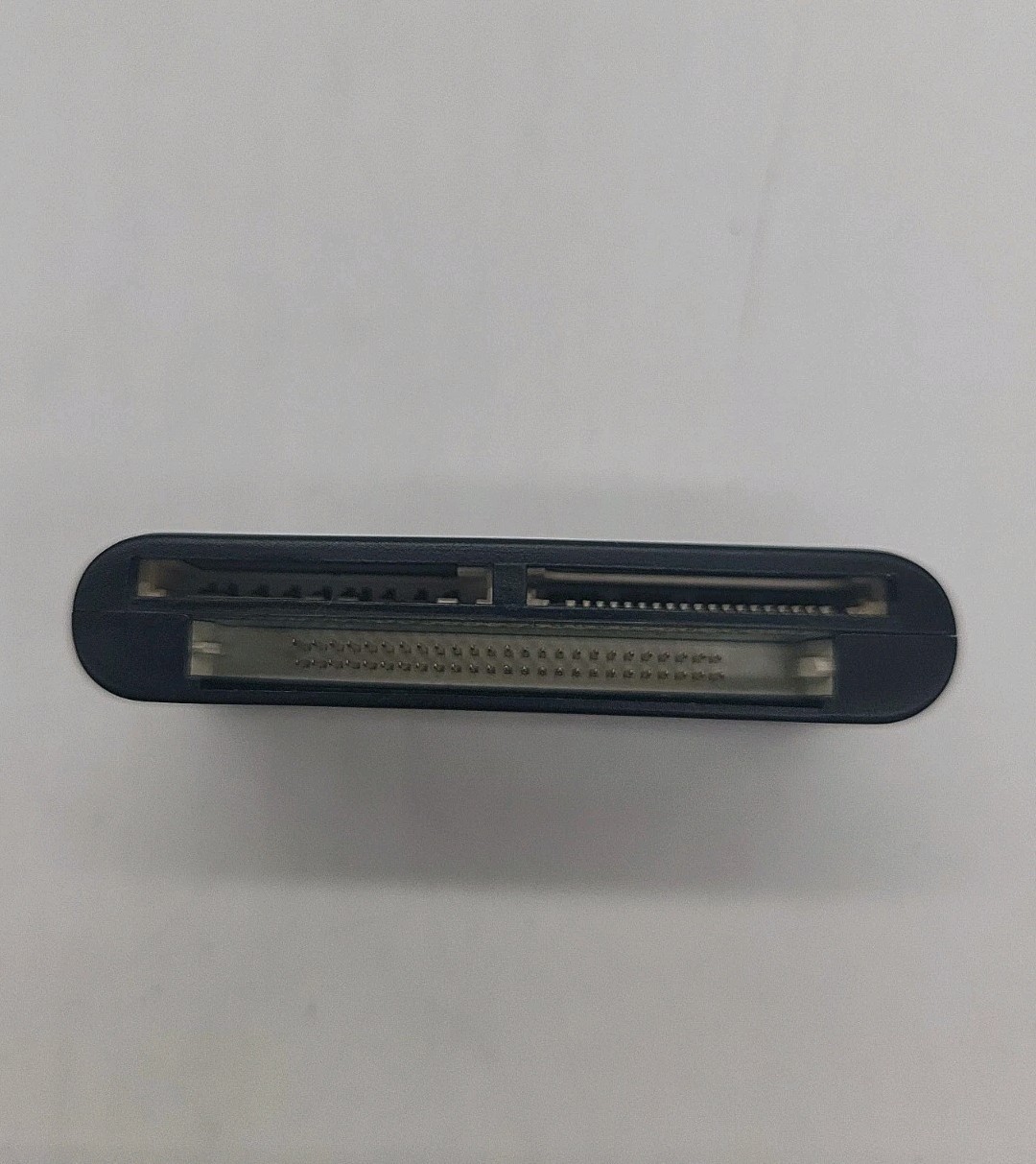 Targus Universal High Speed Memory Card Reader 33 in 1 & Memory Chip Case
