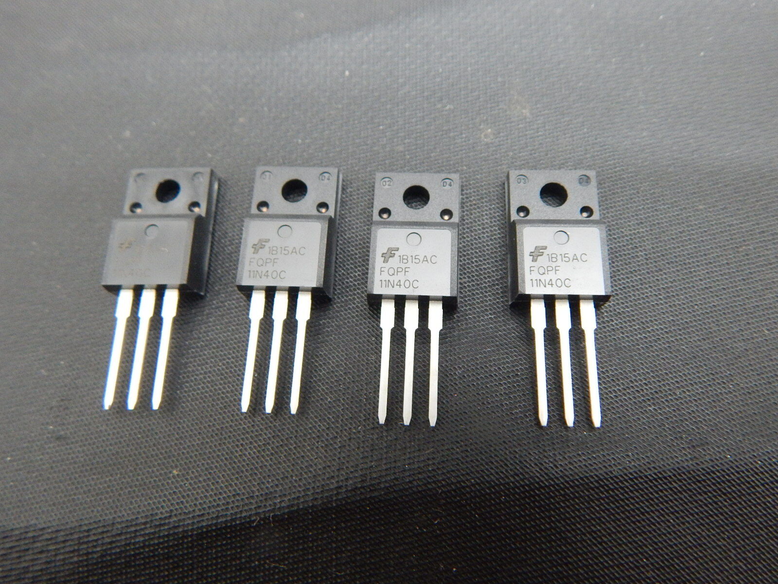 FAIRCHILD FQPF11N40C MOSFET, N CH, 400V, 10.5A, TO-220AB - LOT OF 4 - FAST SHIP