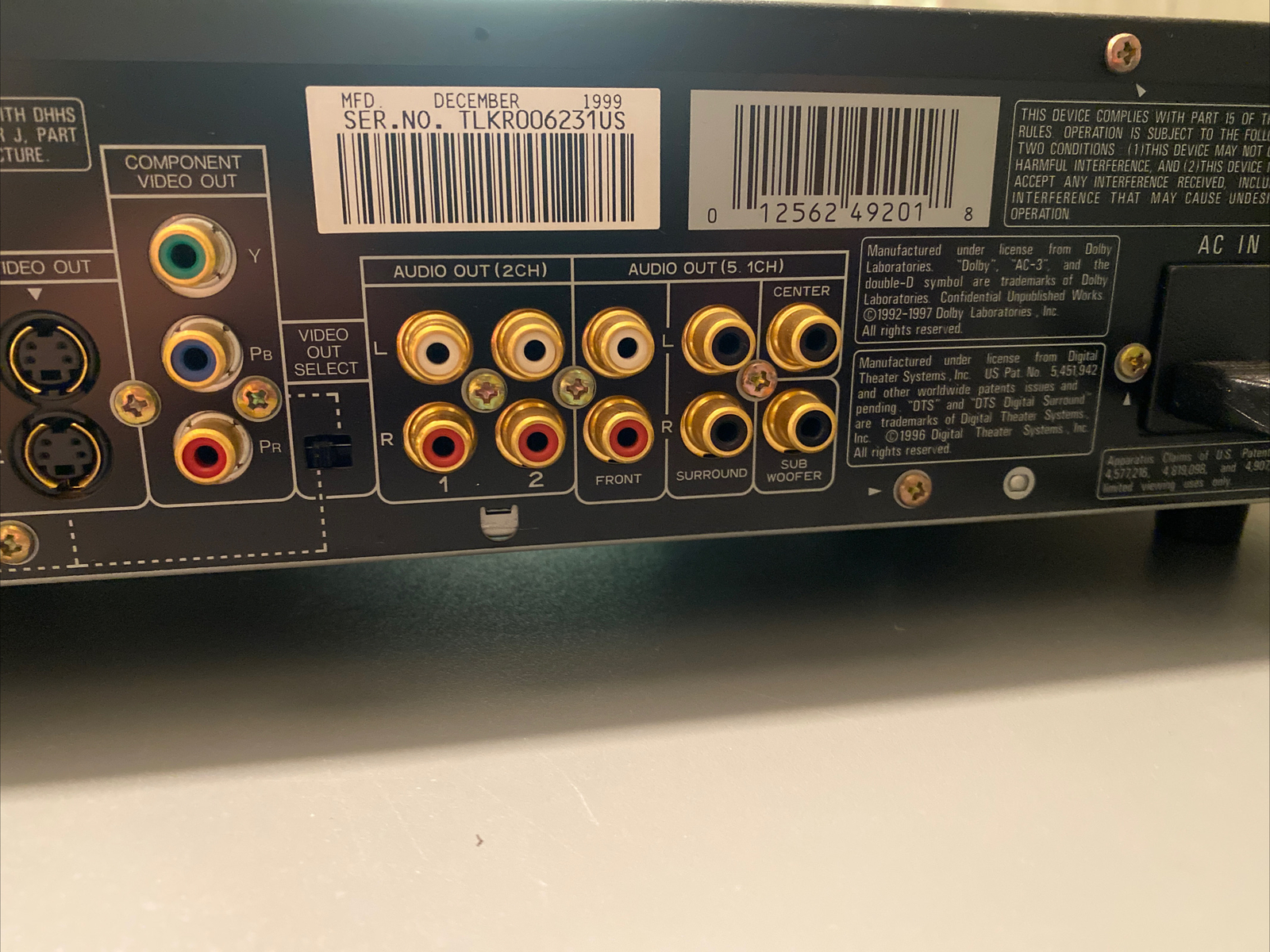 Pioneer DV-626D DVD Player with Component System Hookups