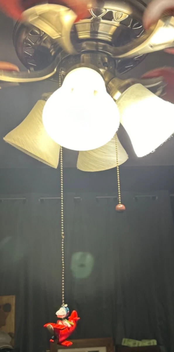 Vintage Peanuts Snoopy Fan Light Lamp Ceiling Pull Bi-Plane Flying Ace 4" Chain