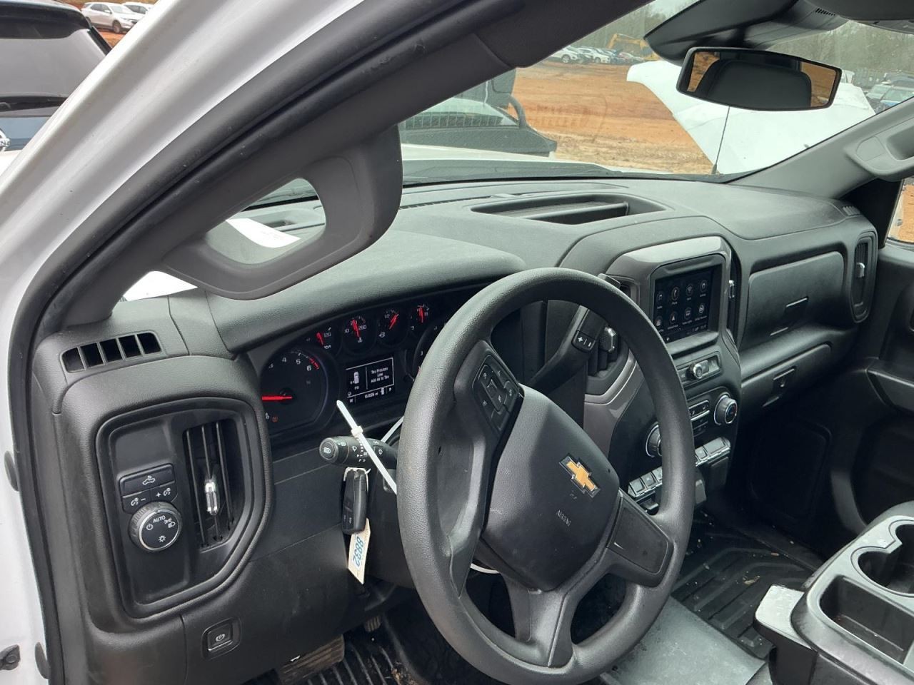 SILVRDO15 2023 Glove Box 4988980