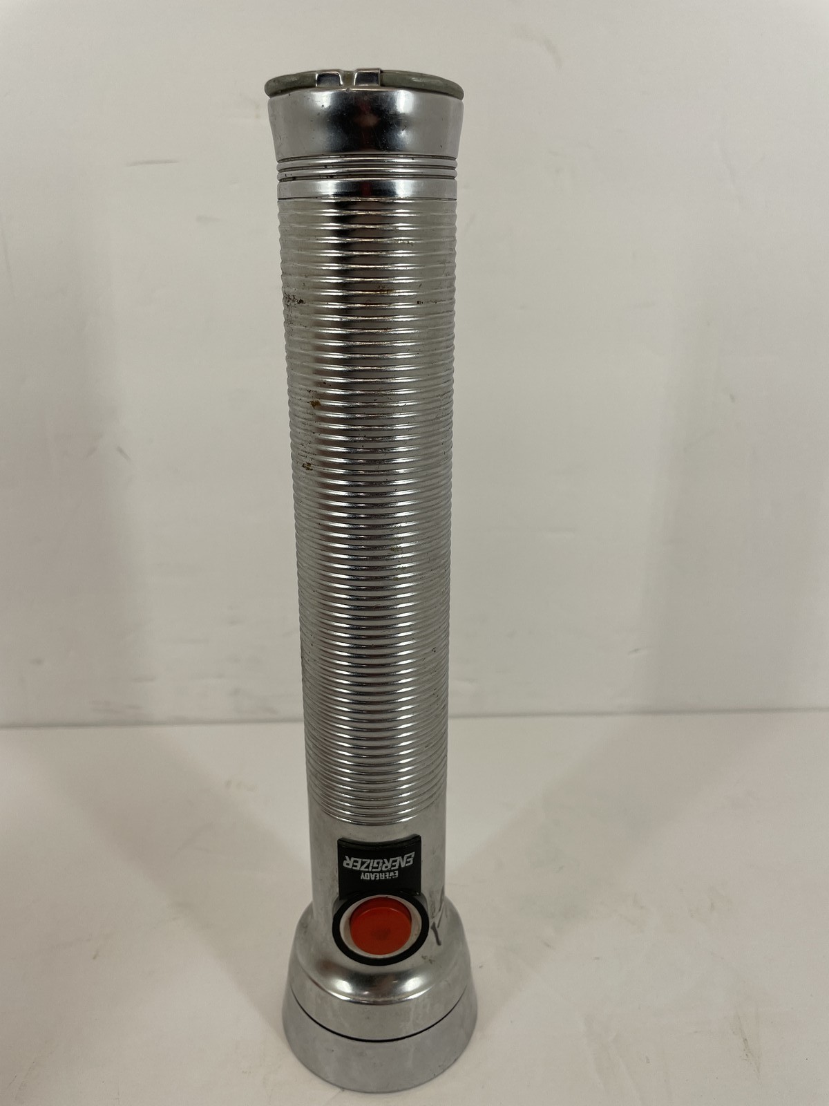 Vintage Eveready Energizer Chrome Flashlight Union Carbide 9-Inch Metal Case