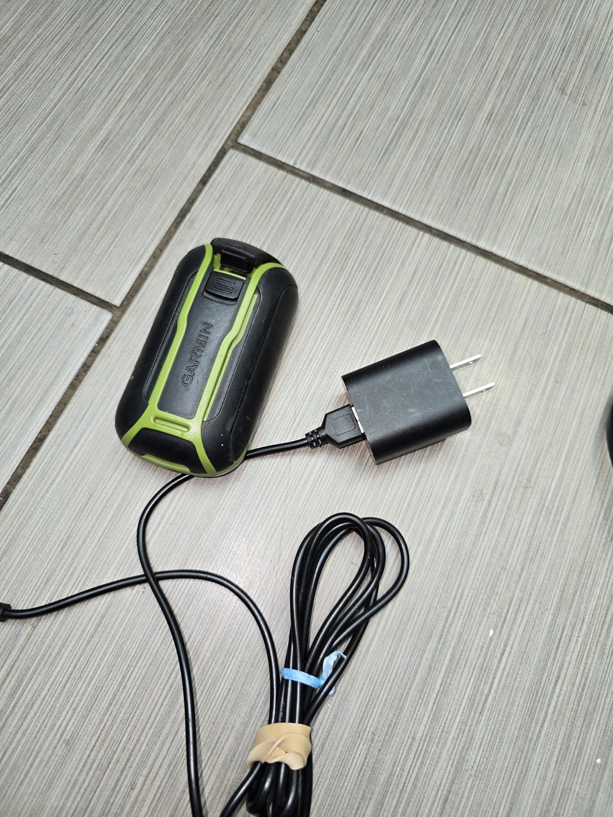 Garmin Approach G3 Handheld Golf GPS Range Finder used
