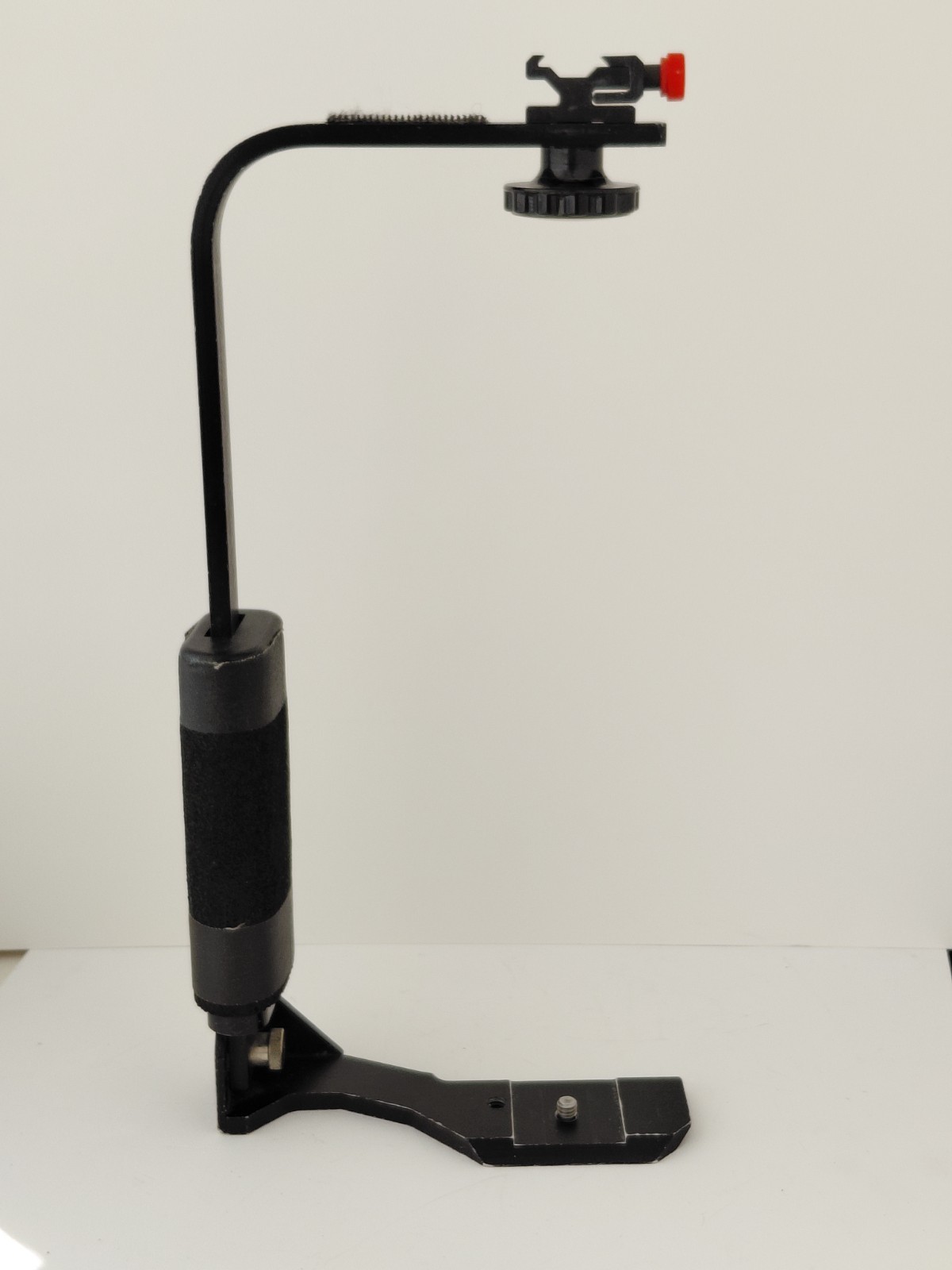 Vintage QR66 Flash Bracket_"Denis Reggie" design for Hasselblad 500V _Pre-Owned