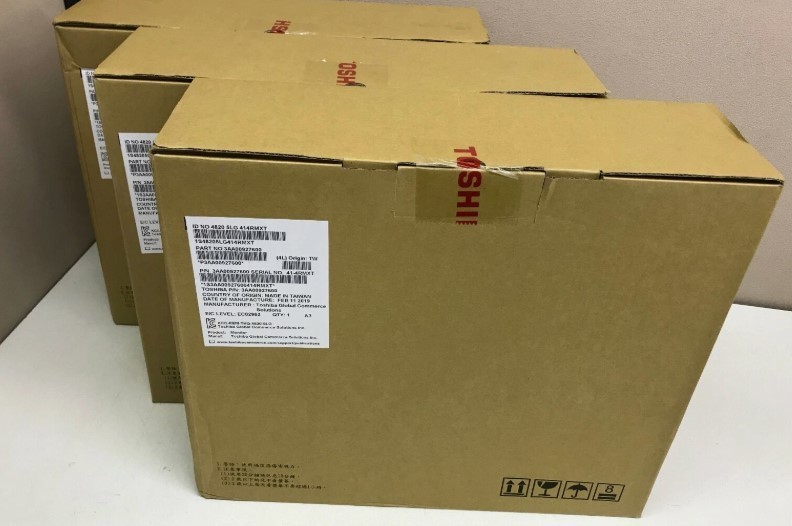 Toshiba 6149-B1T 15.6" Touch Monitor, New w/Cables *No Stand **Free Shipping