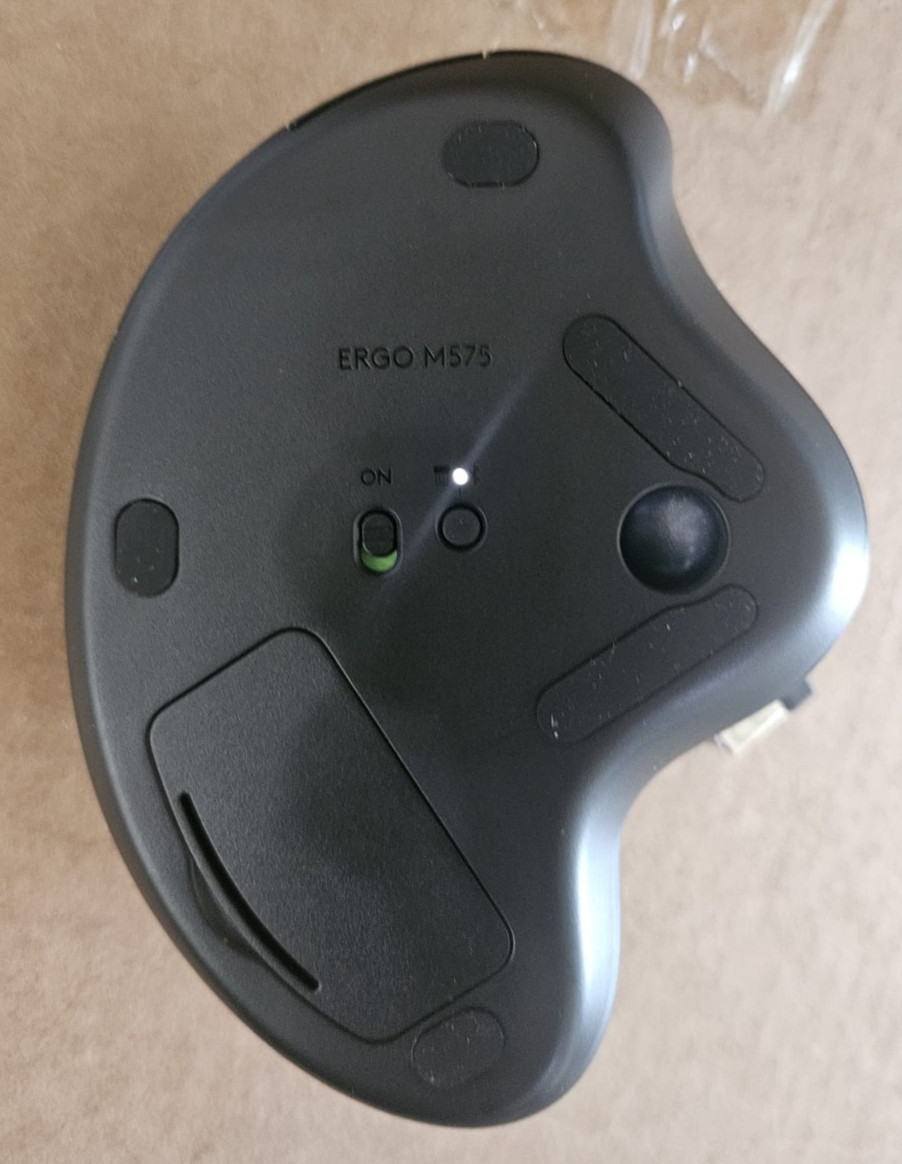 Logitech ERGO M575 Wireless Trackball Bluetooth Mouse Easy thumb control PC MAC