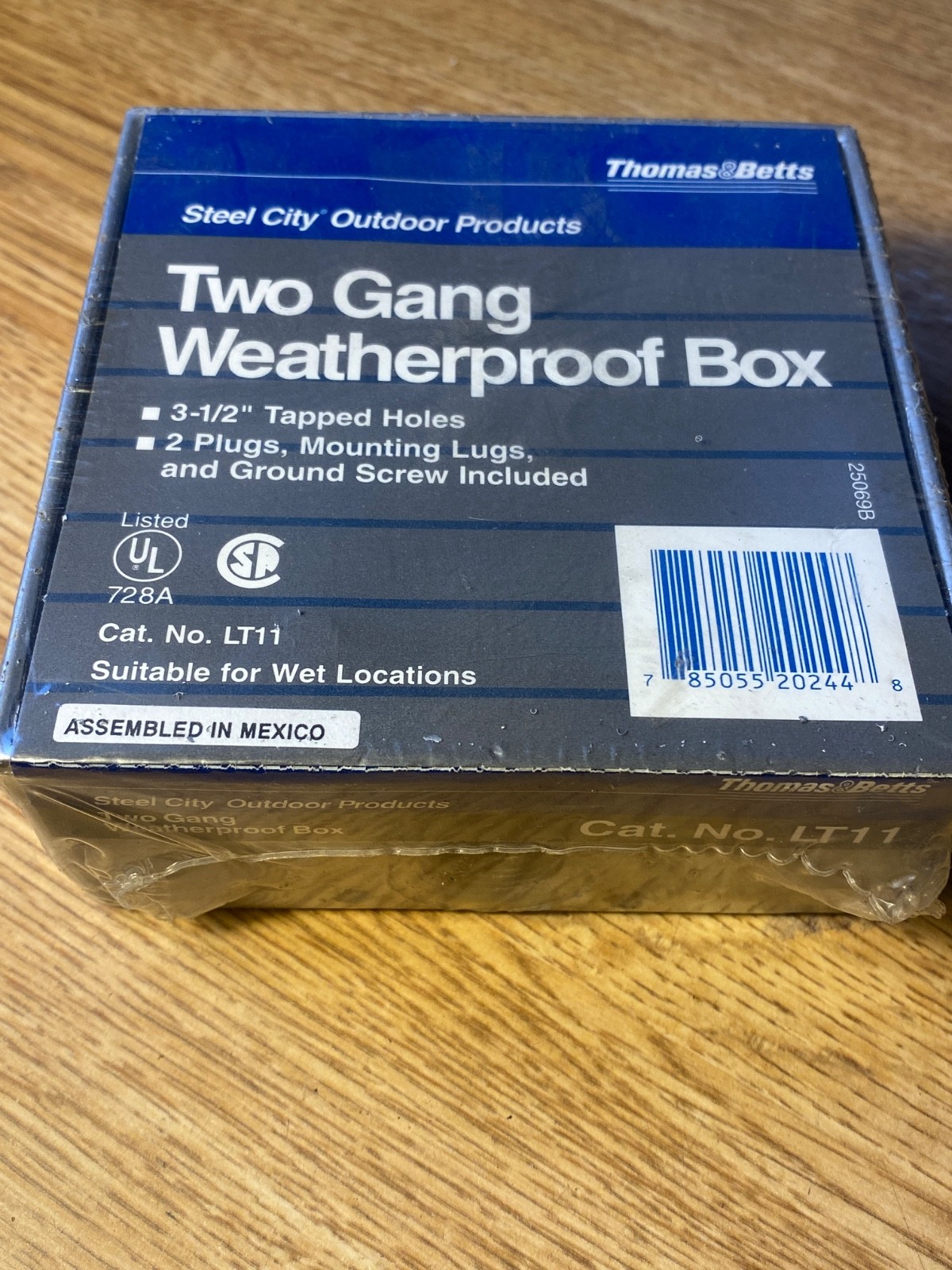 Two Gang Weatherproof  Outlet Box T&B #LT11