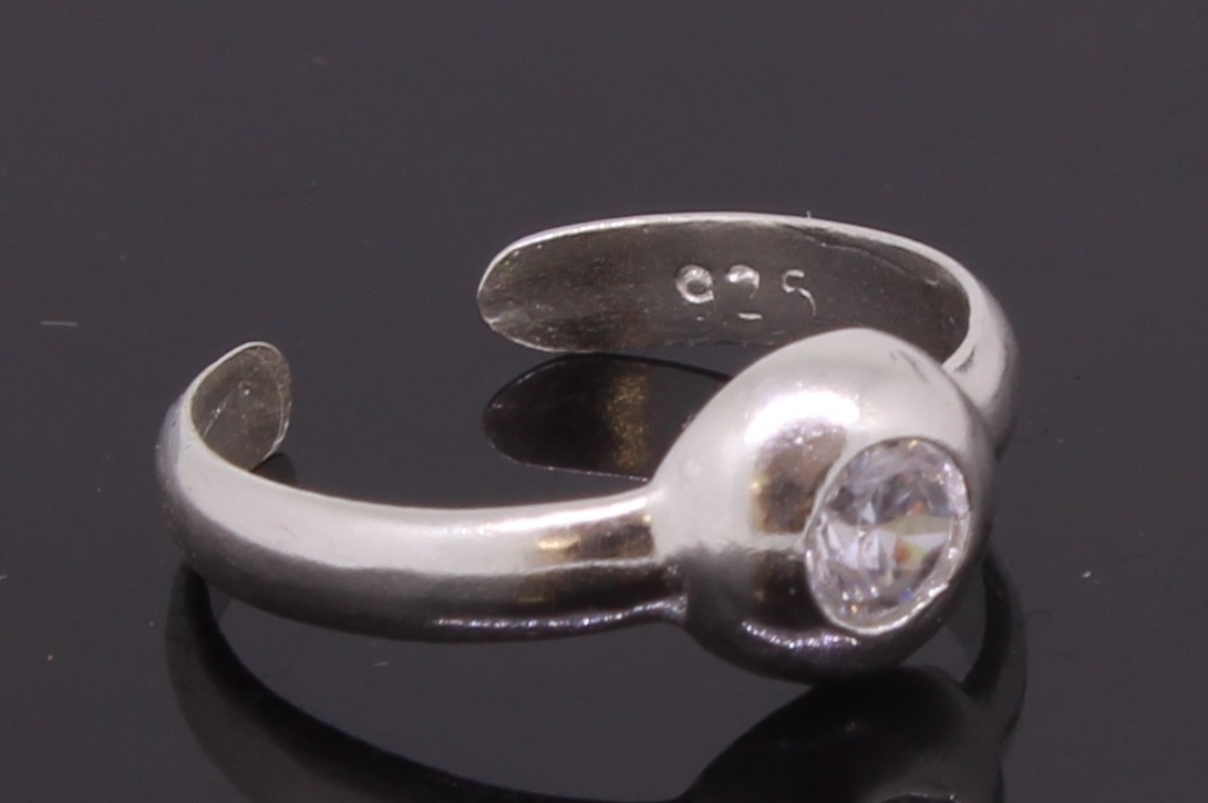 Adjustable Toe Ring Sterling Silver With Cubic Zirconia