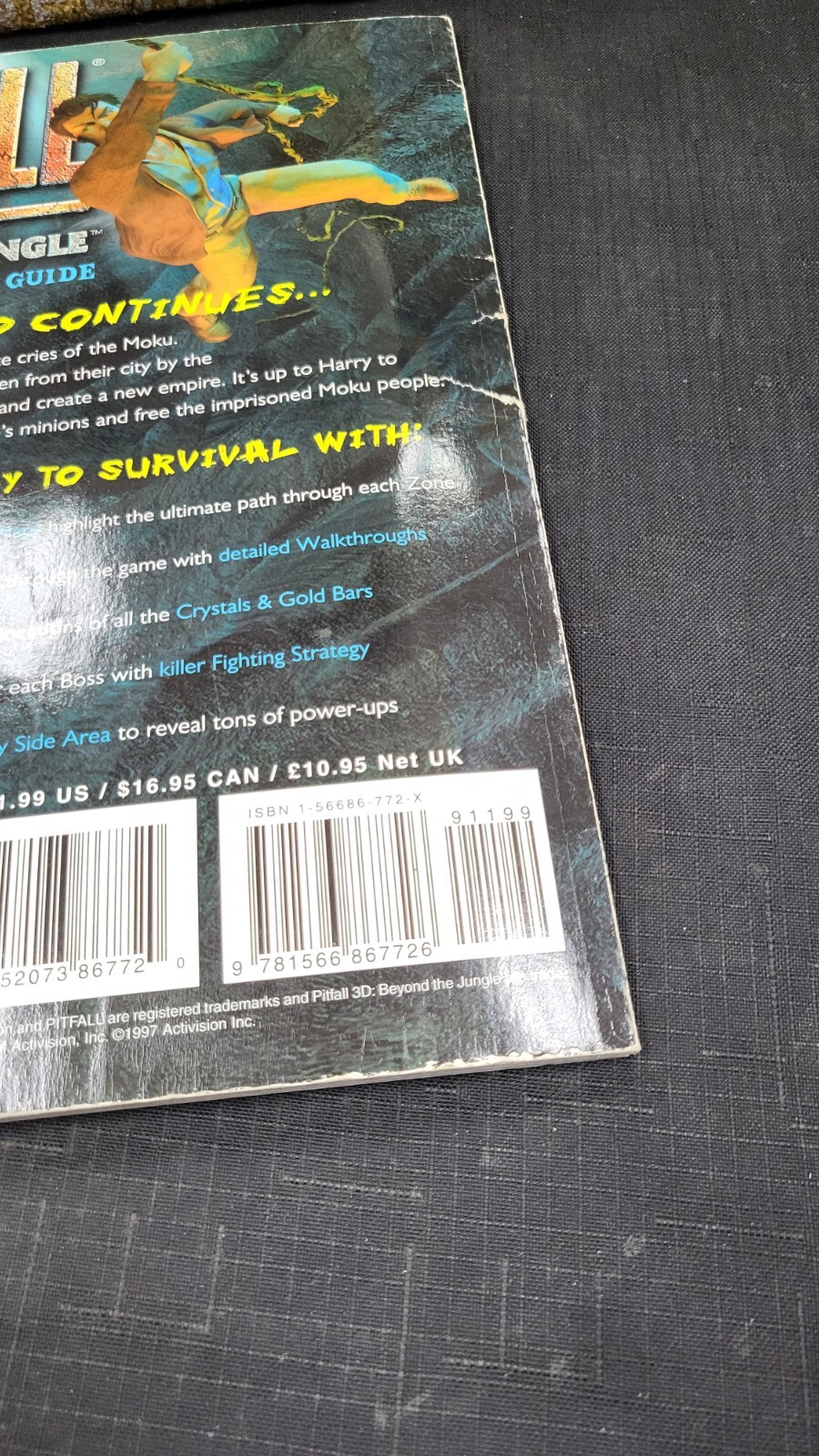 PITFALL 3D BEYOND THE JUNGLE PS1 PLAYSTATION BRADY VIDEO GAME STRATEGY GUIDE