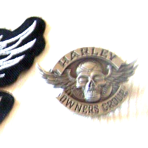 HARLEY DAVIDSON WILLIE G SKULL WING VEST JACKET PIN