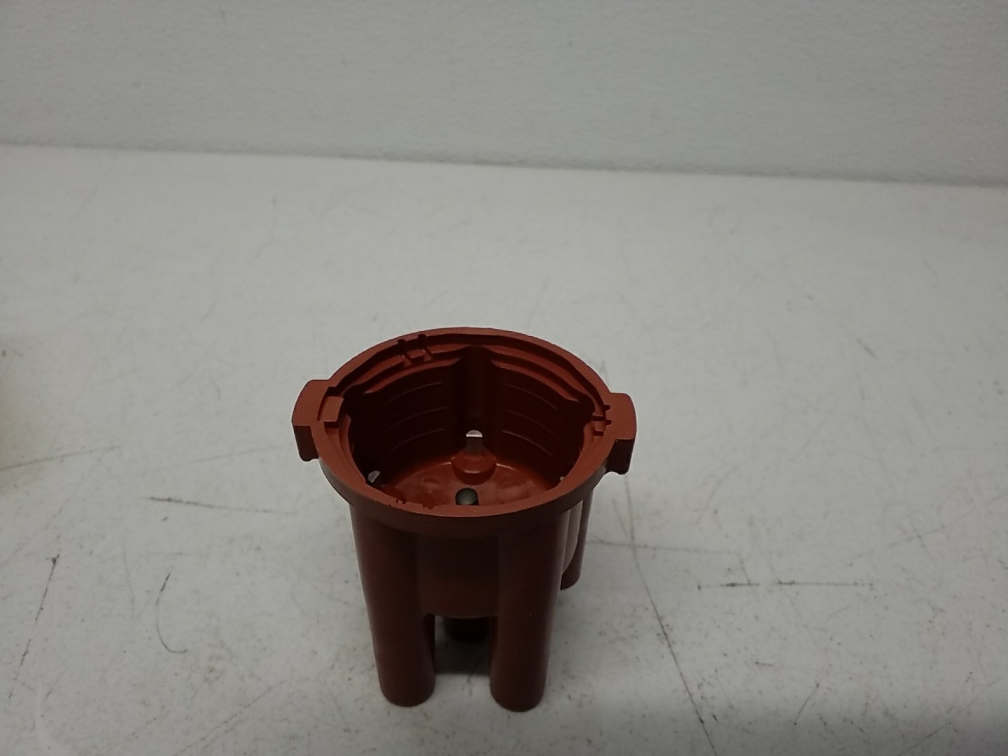 Kem W3012 Ignition Distributor Cap – Durable Reliable Engine Performance