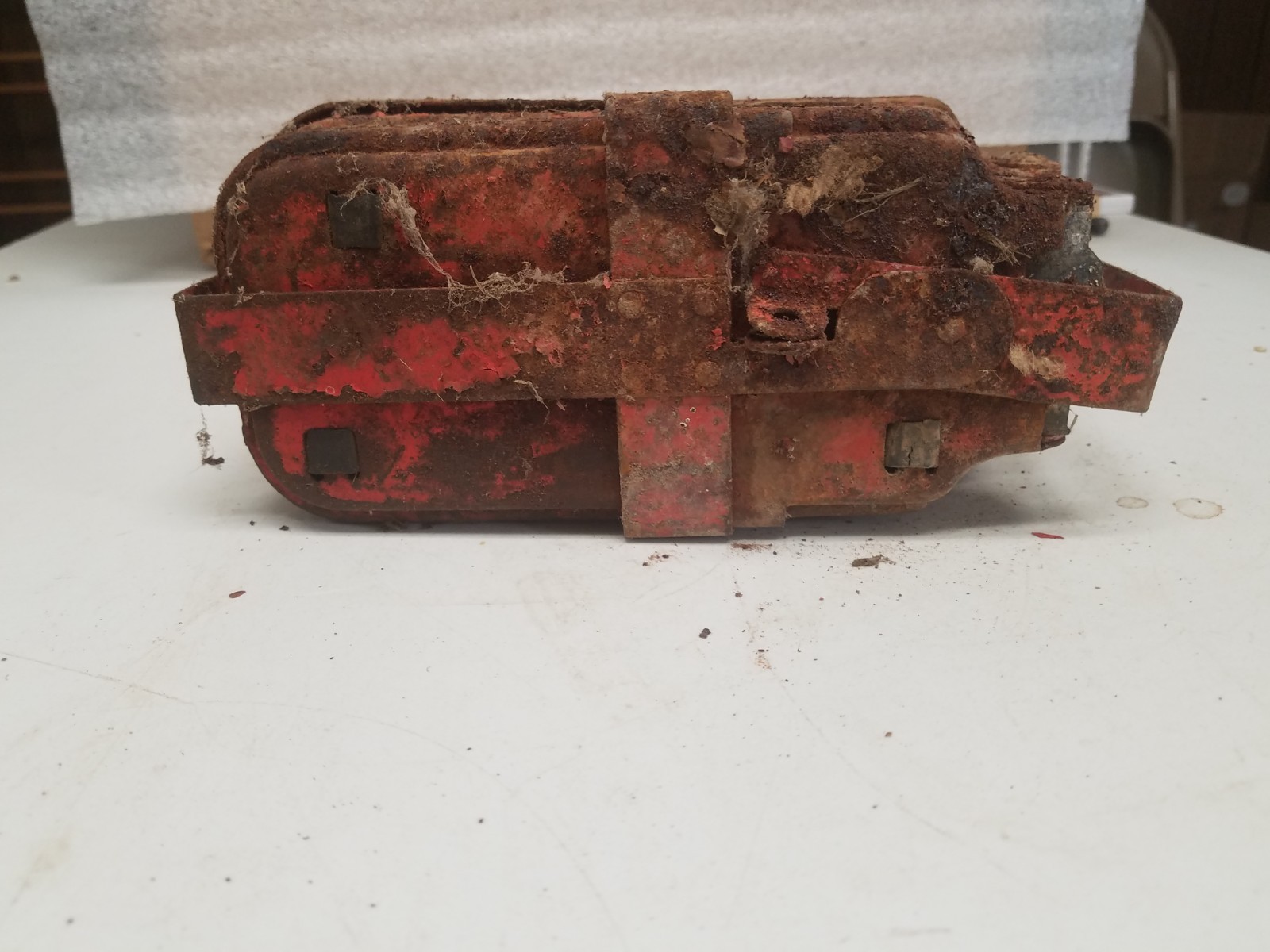 Vintage Red Emergency Roadside Reflectors Set of 3 Folding Base Frame (V)