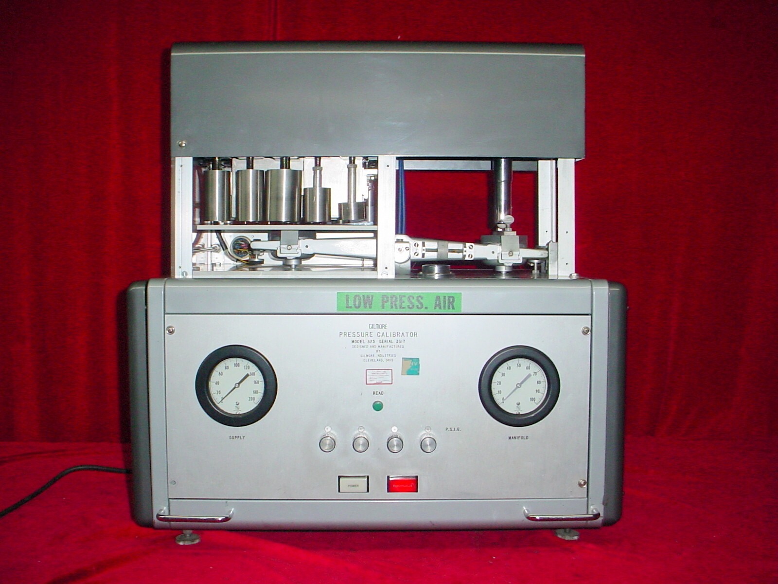Gilmore 325 Pressure Calibrator