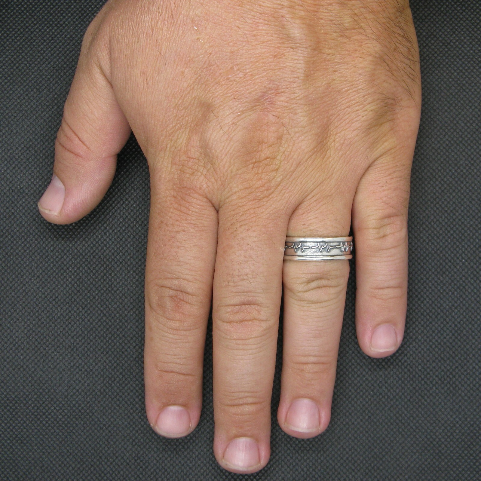 925 Silver Ring Band Handmade Cardiogram Pattern Width 8mm Size 46-75