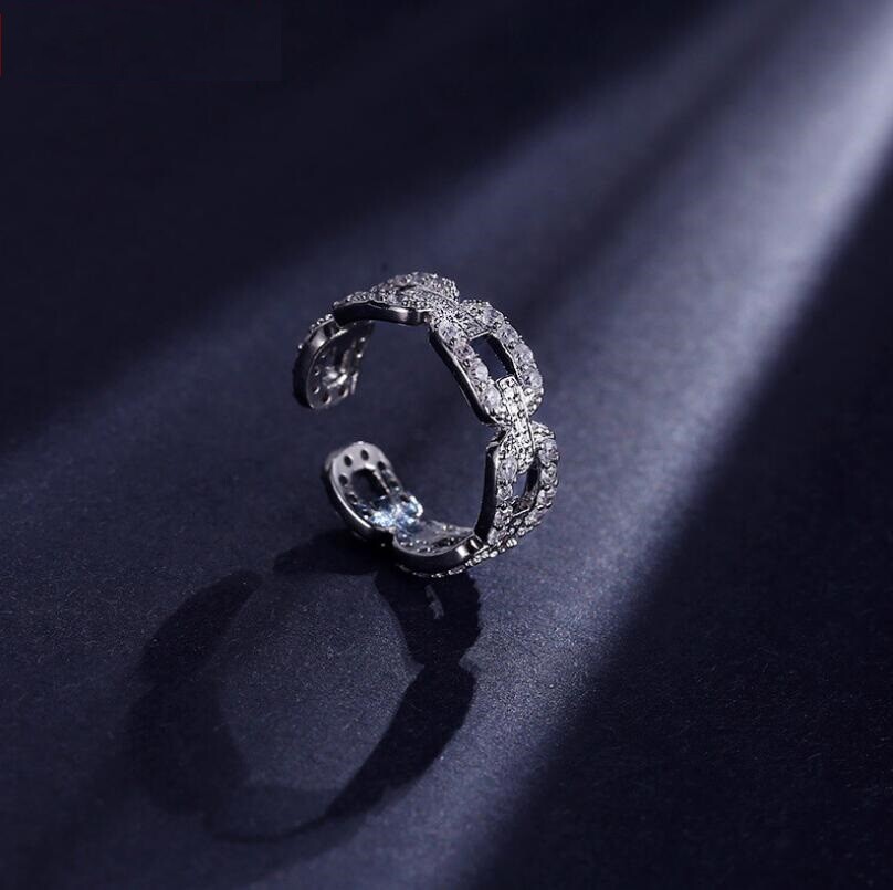 Sparkling Chain Silver SP 1.0 Cts Cubic Zirconia Adjustable Ring