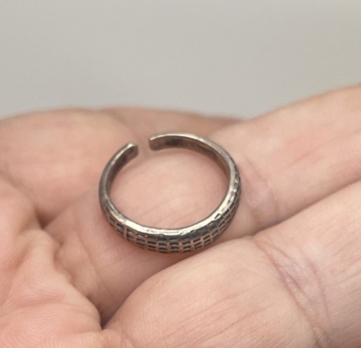 Vintage SIGNED 925 Solid Sterling Silver Modernist Design TOE RING