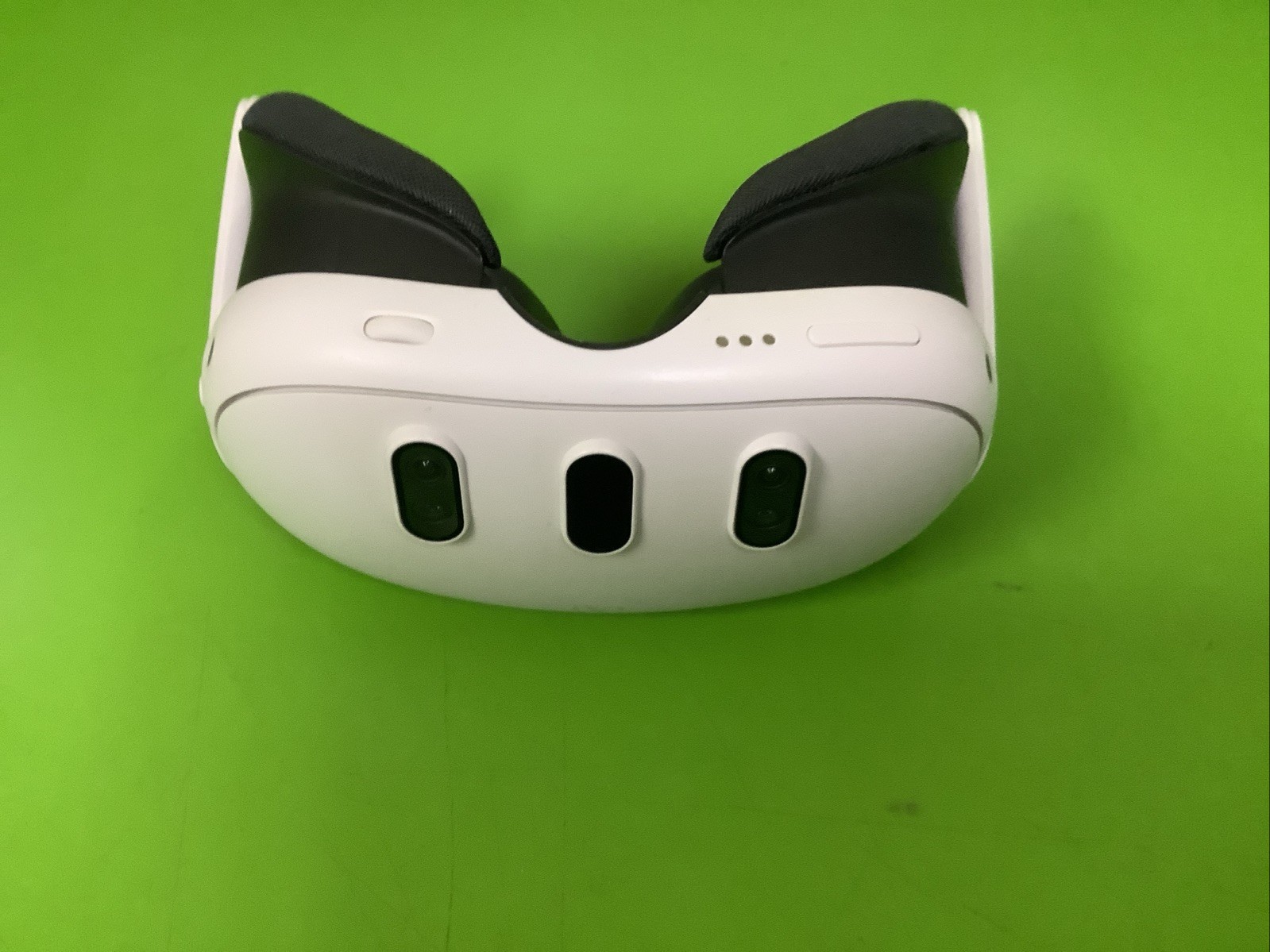 Meta Quest 3 Virtual Reality Headset 128GB VR Gaming CONSOLE ONLY No Controllers