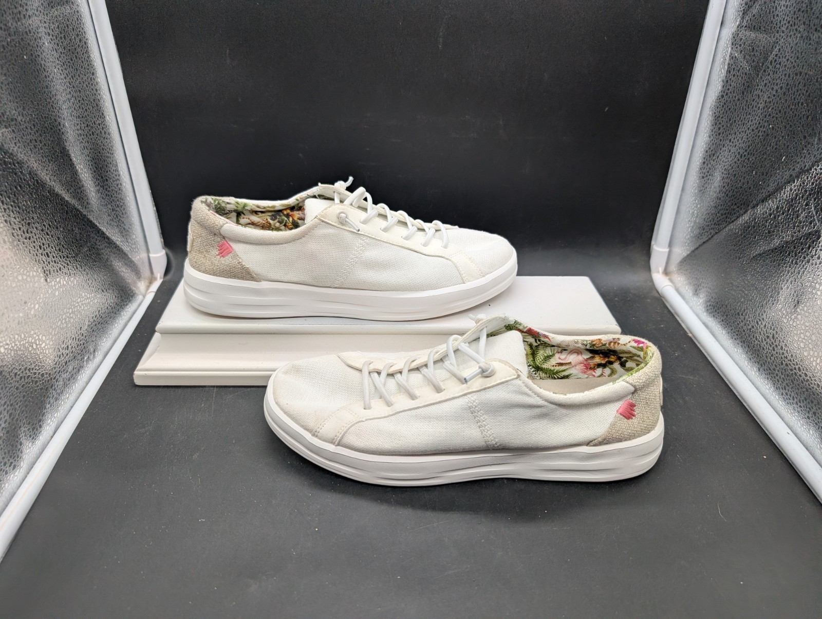 Hey Dude Women's Karina Coconut White Lace Up Slip On Comfortable Shoes Size 9