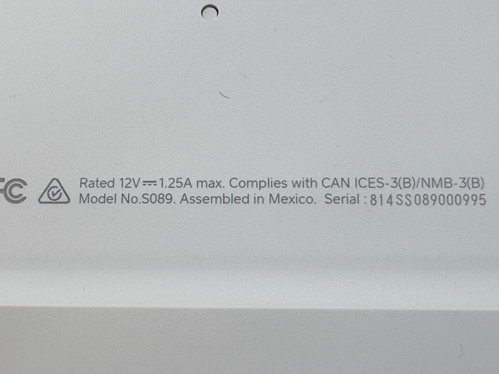 Pre Owned | Square S089 POS Terminal Countertop Dock Only - White for 9.7" IPAD