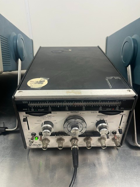 Wavetek Model 2001 Sweep Signal Generator