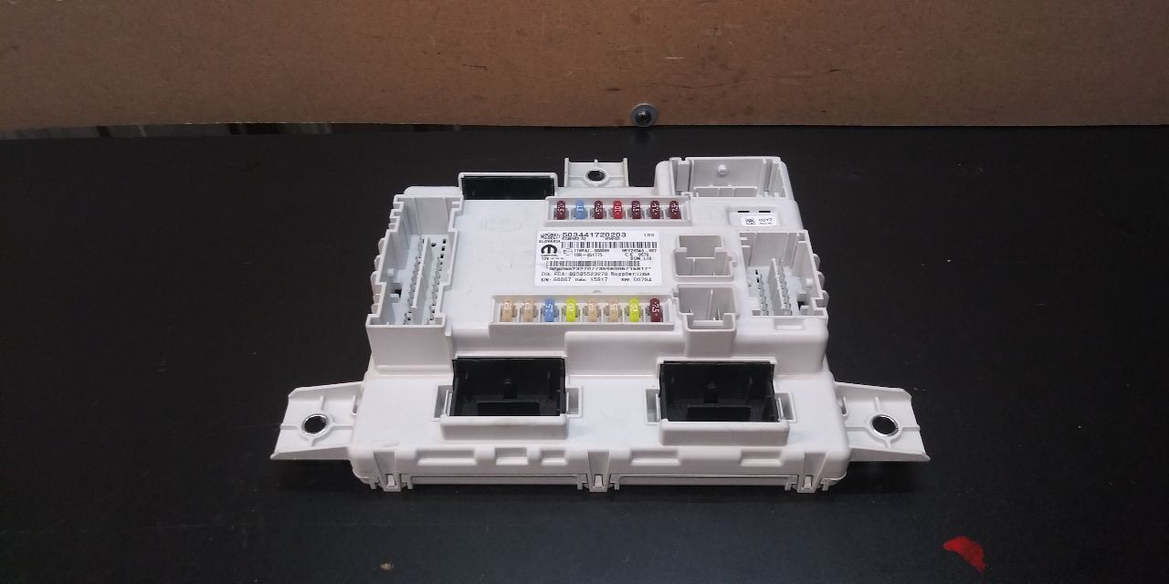 17 18 19 20 ALFA ROMEO GIULIA CABIN FUSE BOX OEM 503441720203