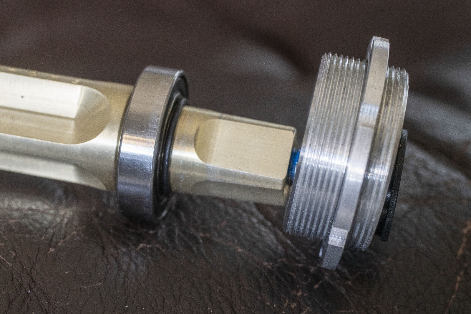 Sampson Stratics Titanium Bottom Bracket | BSA 68mm x 103mm NIB