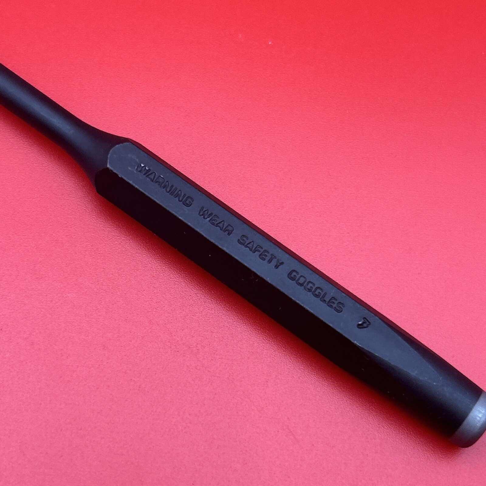 Snap-on Tools USA NEW 5-3/4" Length 1/4" Punch PPC108A