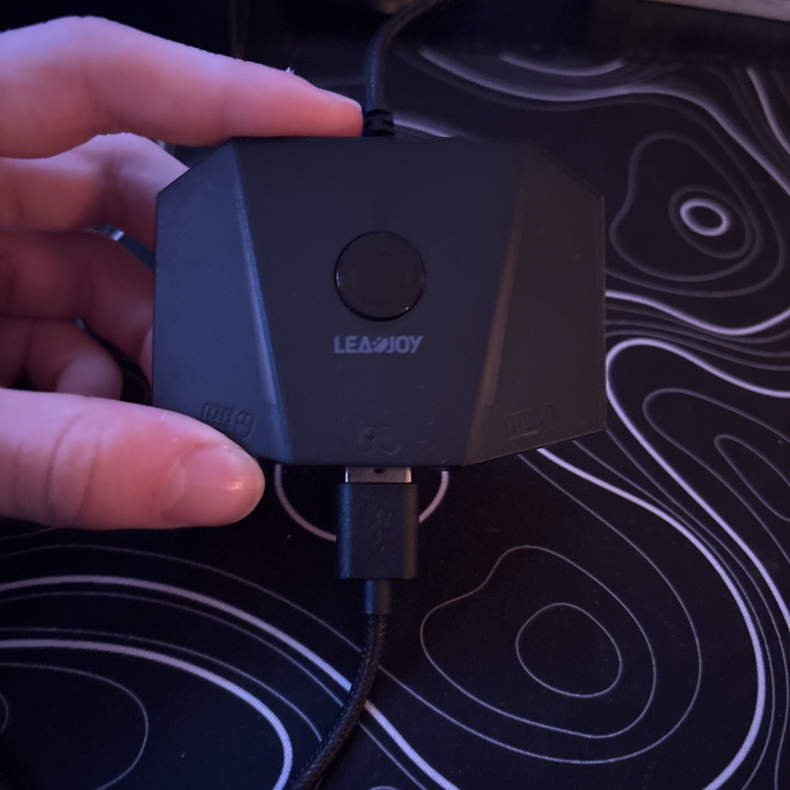 Leajoy, black, XIM for xbox/ps4, mint condition, ONLY used once, with usb-c