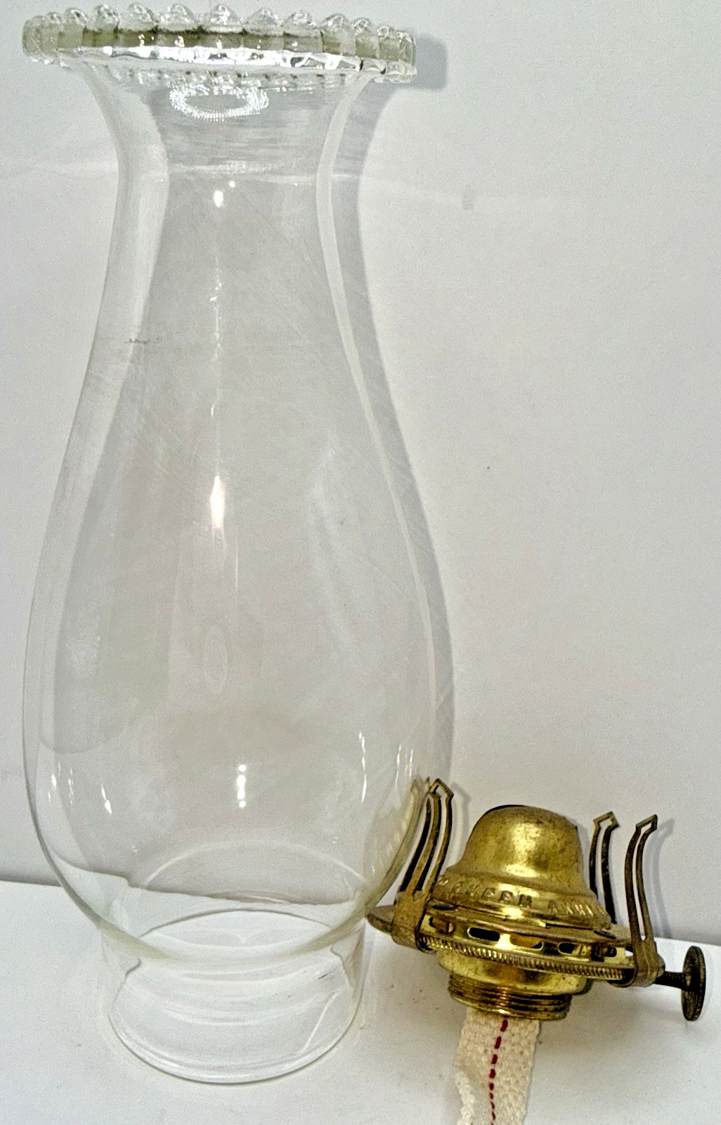 Scovill Queen Anne No. 0 Kerosene Oil Lamp Burner w/ Wick & Pearl Top Chimney