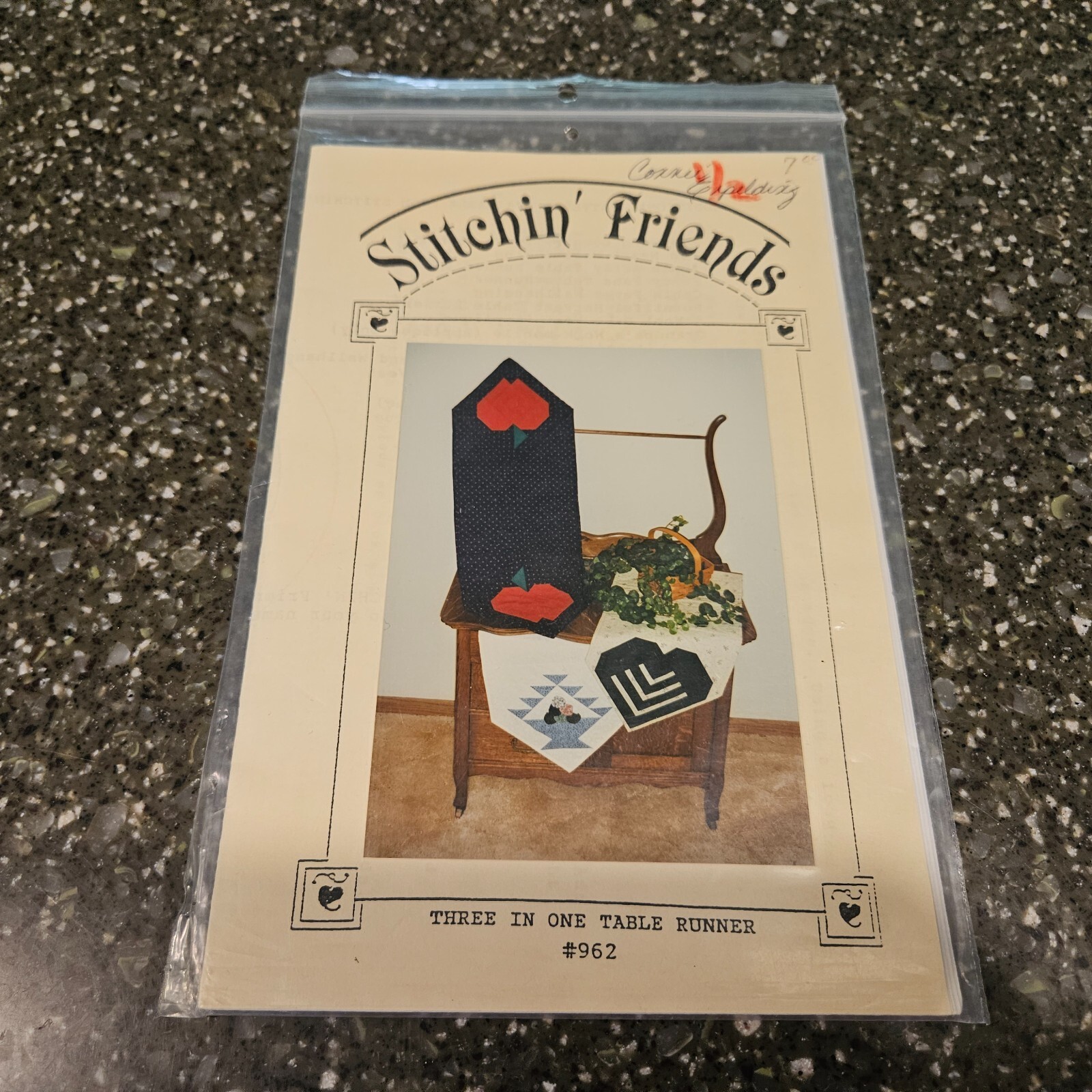 Stitchin' Friends Three in One Table Runner Quilt Pattern #962 14.5x40