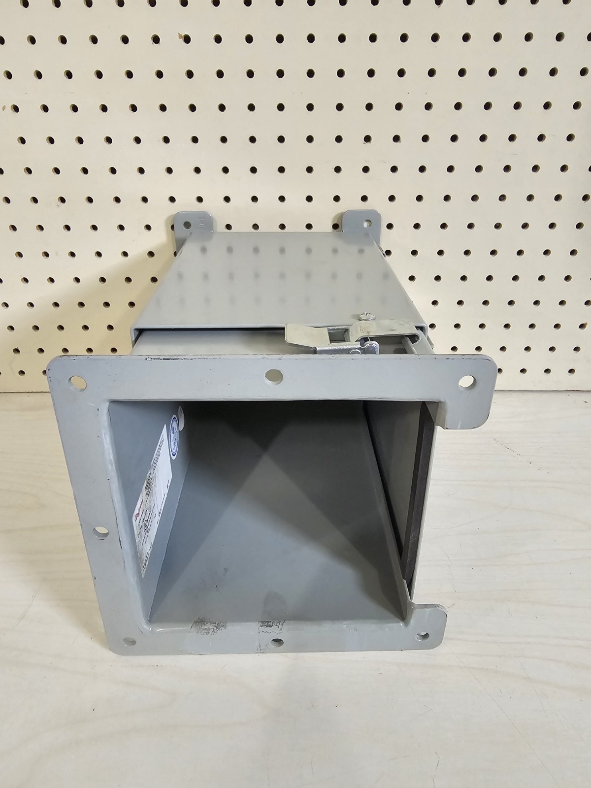 Hoffman Counterclockwise Wireway Section Cat #: F66LK0KT