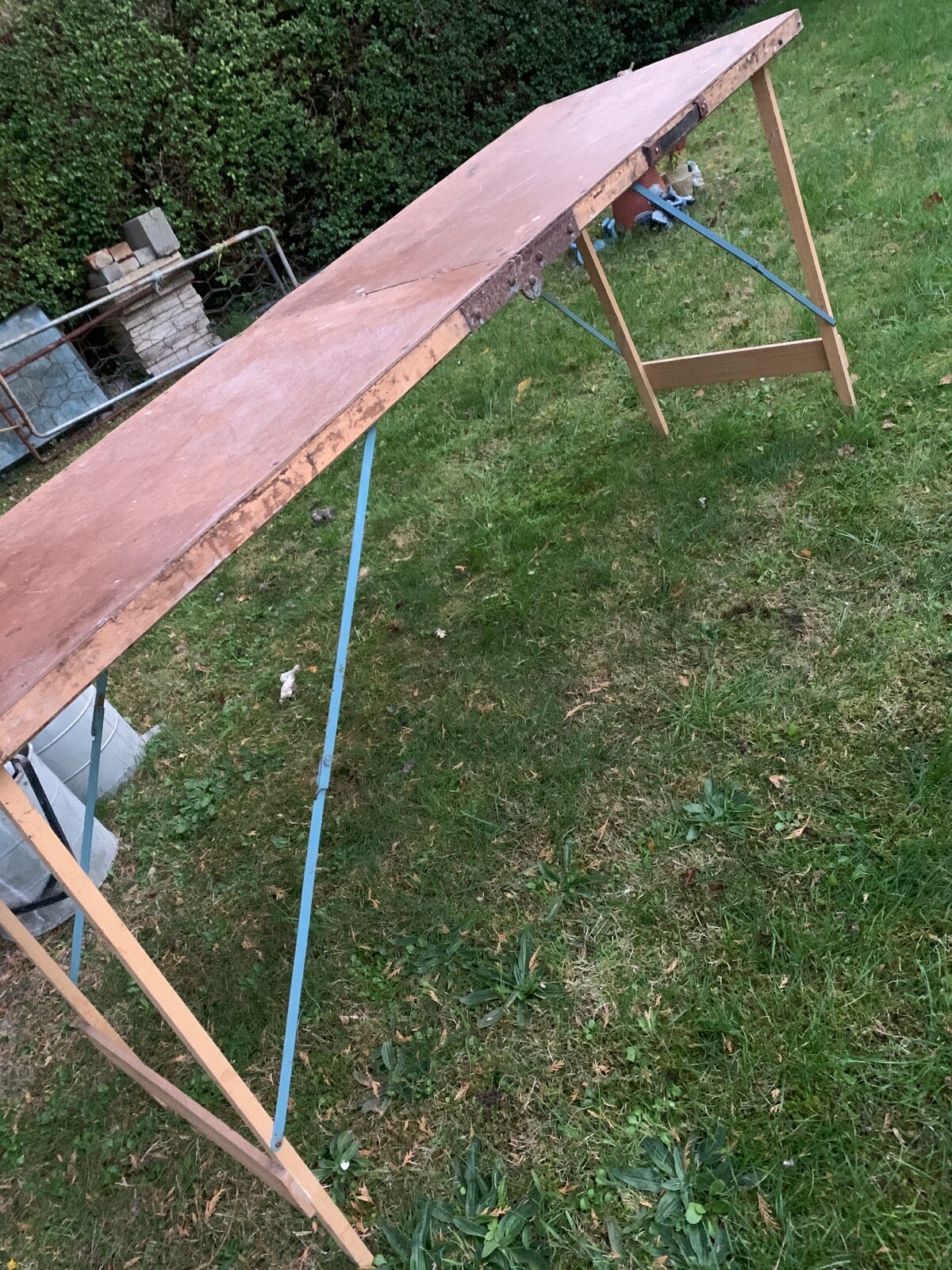 Work bench