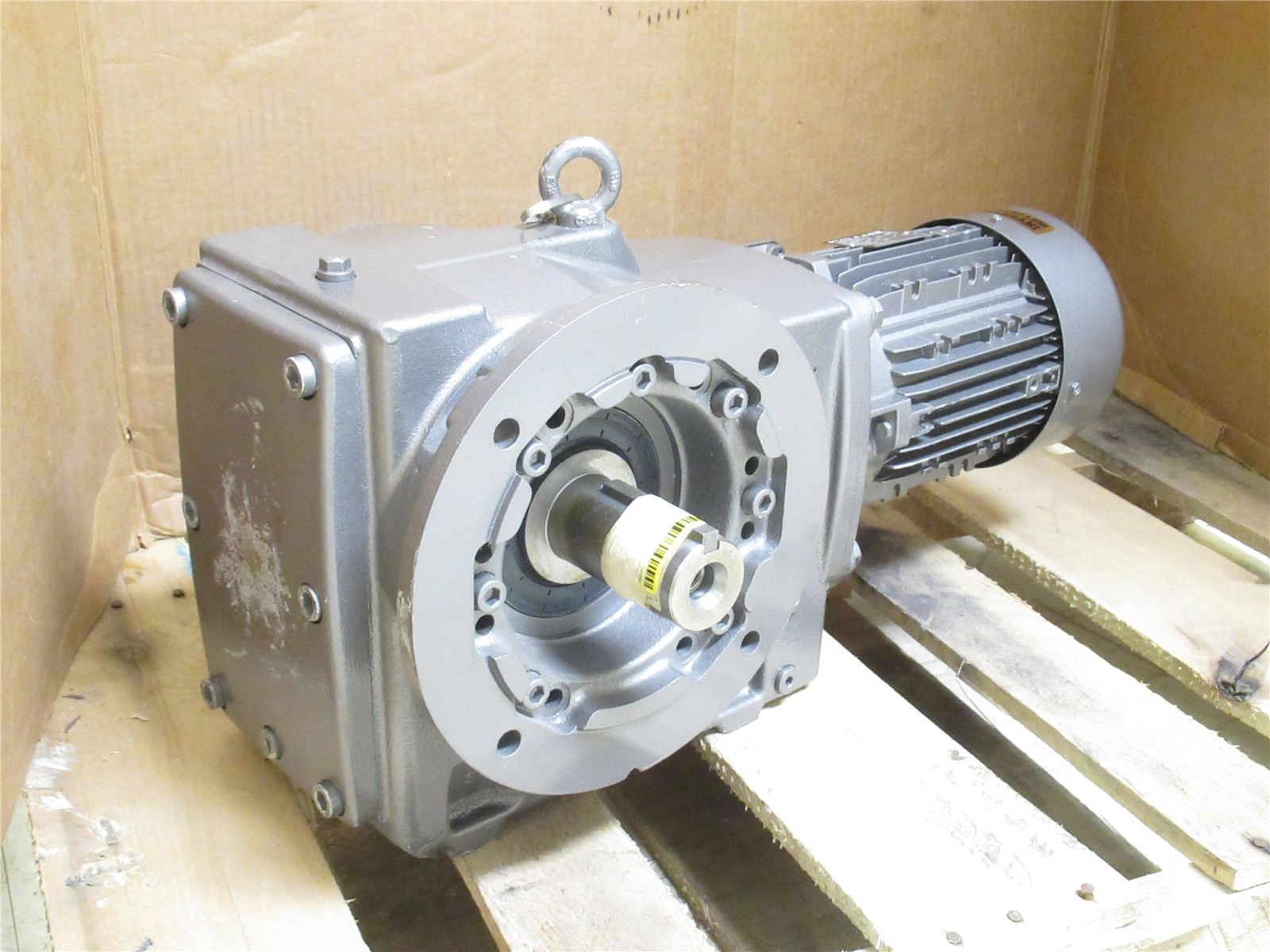 242837 New-No Box; Nord Drive SK 90SP/4 AC Gearmotor 158.74:1 Ratio; 1-1/2HP