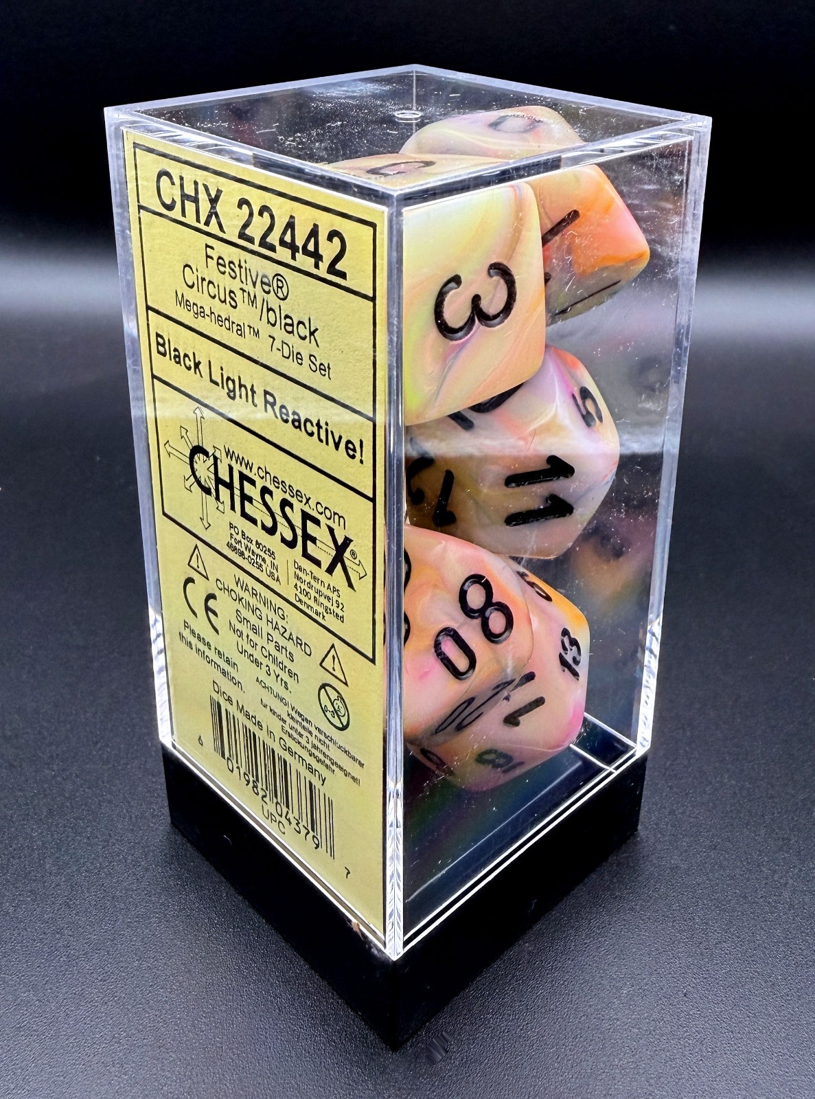 Chessex Dice 22442 Festive Circus / black Mega-Hedral 7 Die Set Black Light