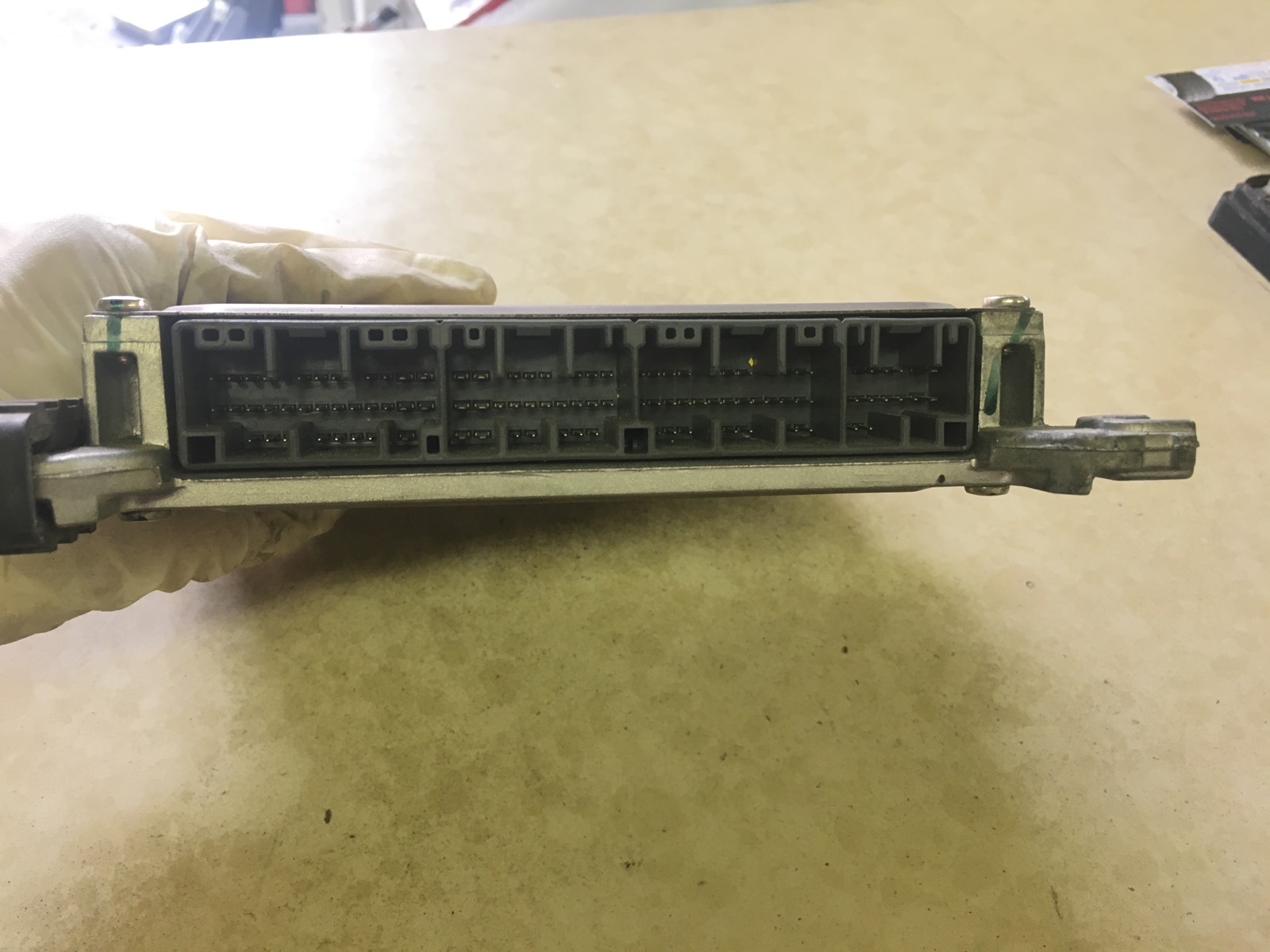 2000 HONDA CIVIC OEM ENGINE CONTROL MODULE 37820-P2E-A92