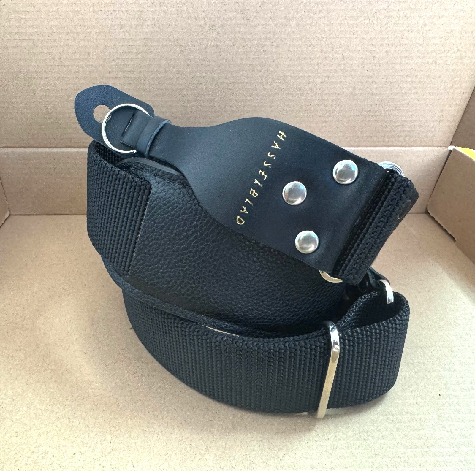 Neck Shoulder Nylon Strap for Hasselblad X1D H6D X100C 907X 50C Adjustable + PAD